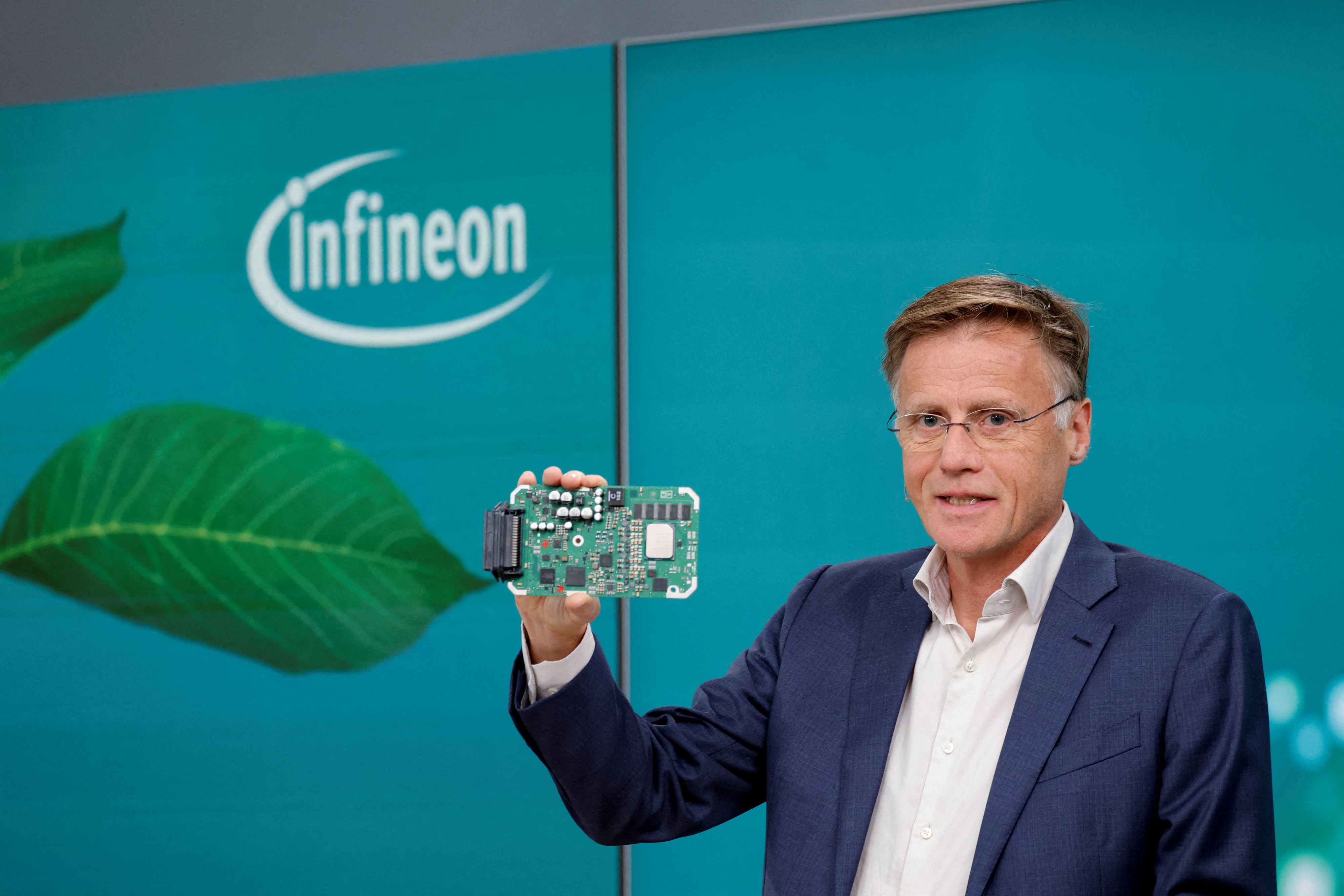 Heute.at - Infineon steckt 2,7 Milliarden Euro in KI-Halbleiter