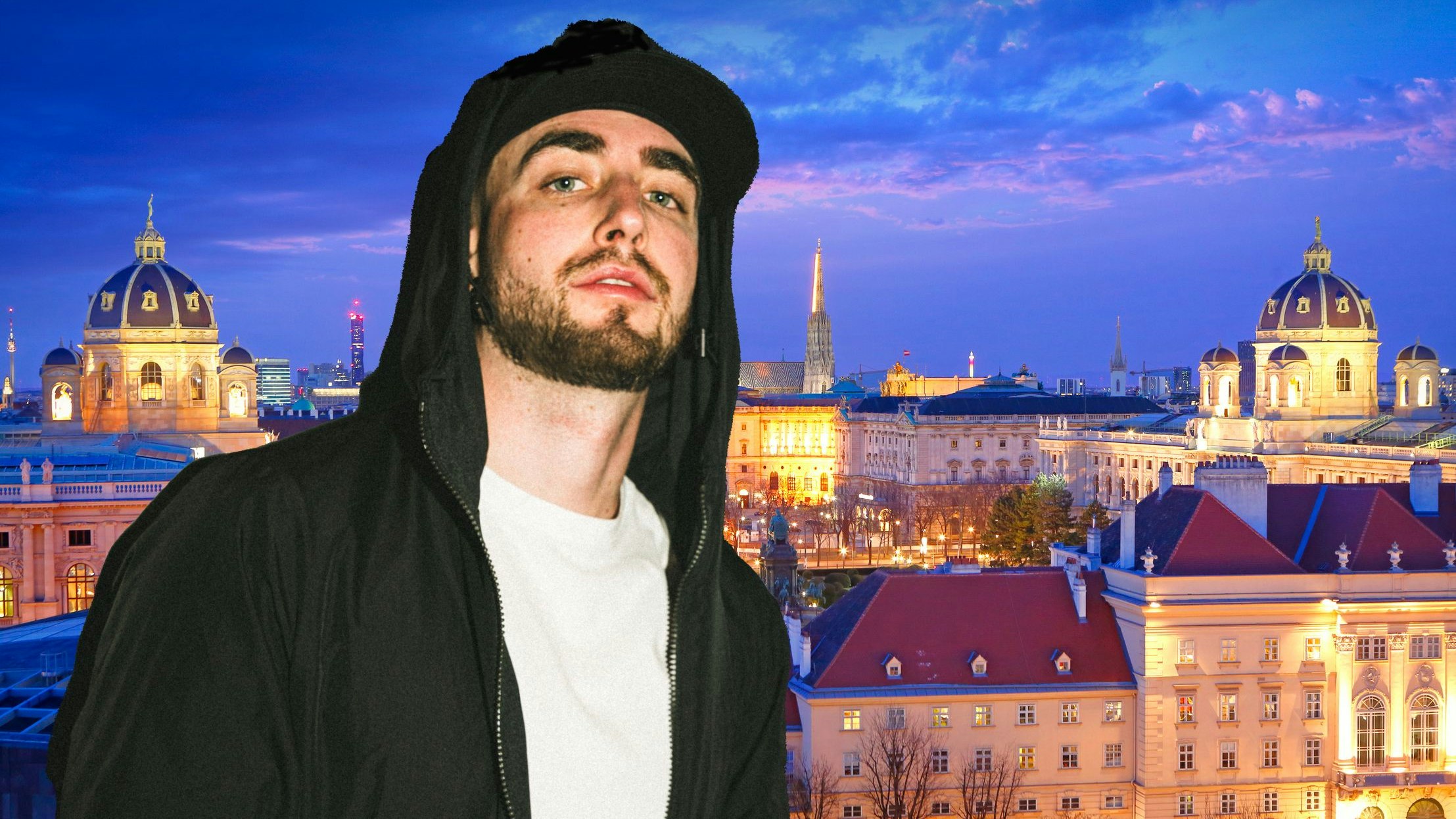 Maria-Theresien platz (square), St. Stephen's Cathedral (Stephansdom) in the middle and cupolas of Museums on the sides