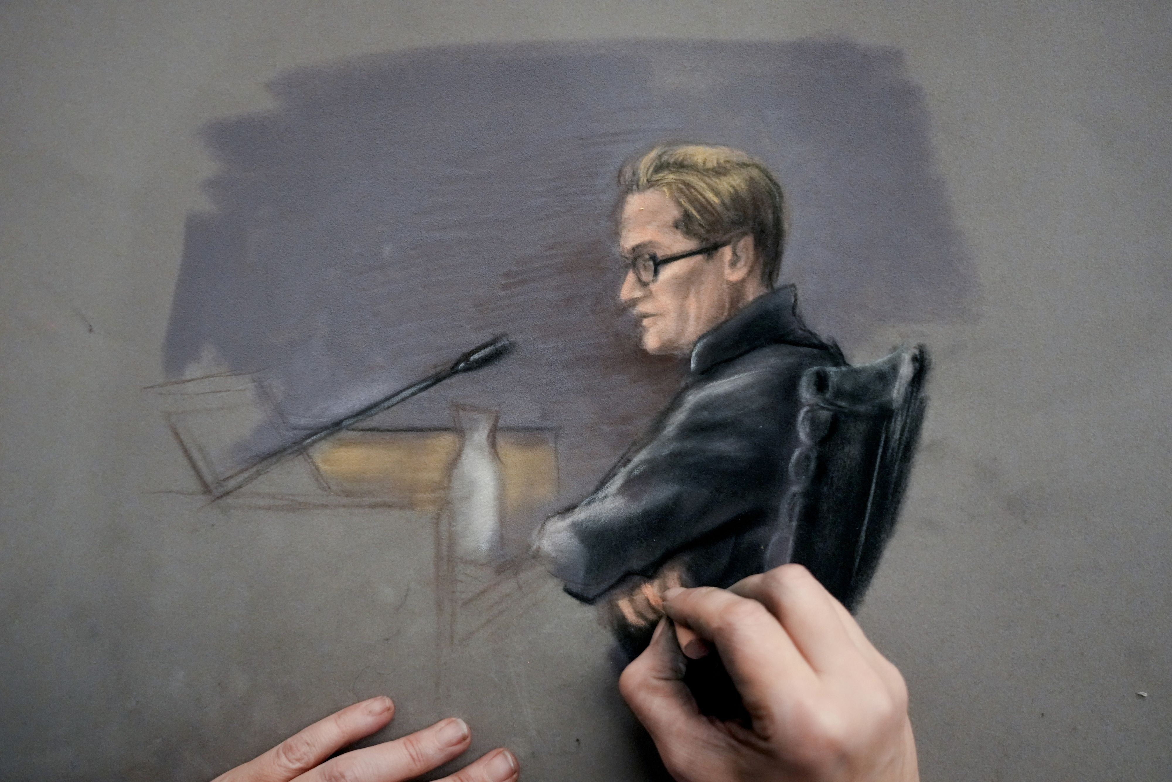 Marius stellt sich der Befragung. Er darf nicht fotografiert werden.