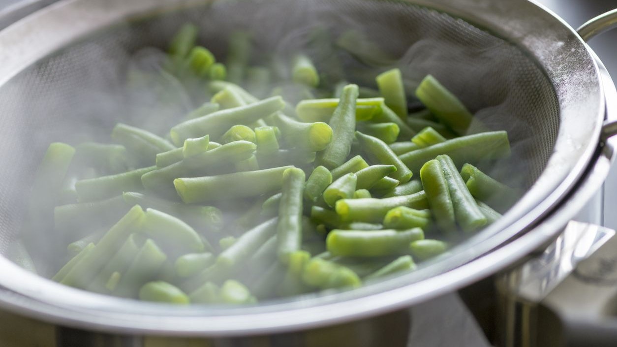 Green beans steamed, cooked