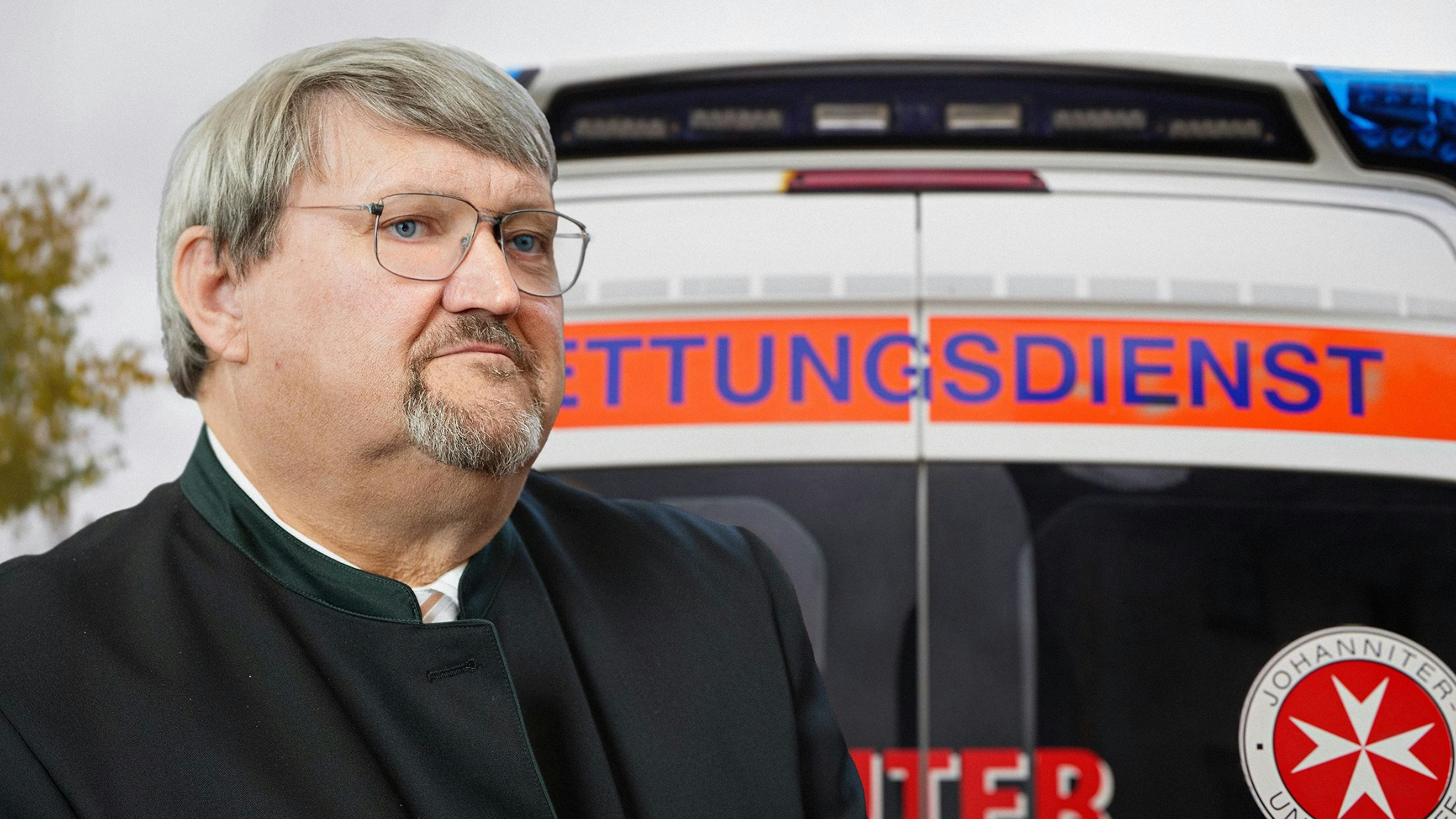 Herbert Kössner (68) aus dem niederösterreichischen Litschau musste vier Stunden auf einen Transport ins Spital warten.