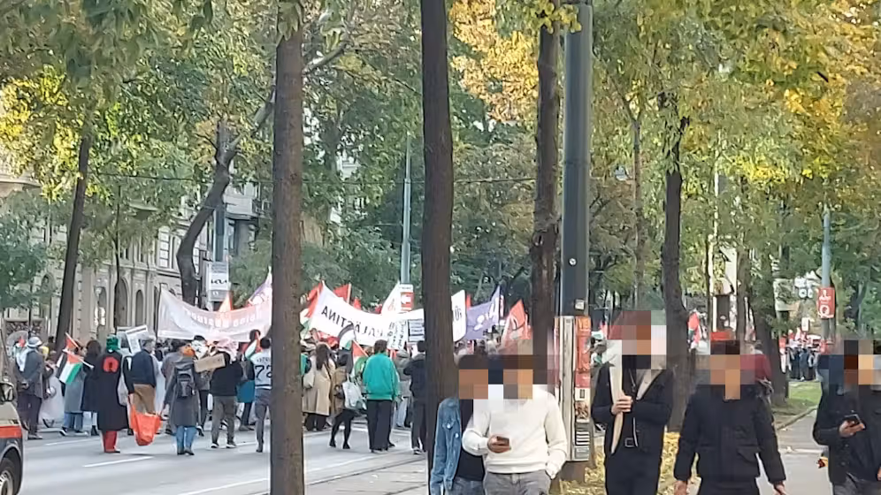 Immer wieder kommt es auf der Ringstraße zu Sperren aufgrund von Demonstrationen. (Symbolbild)