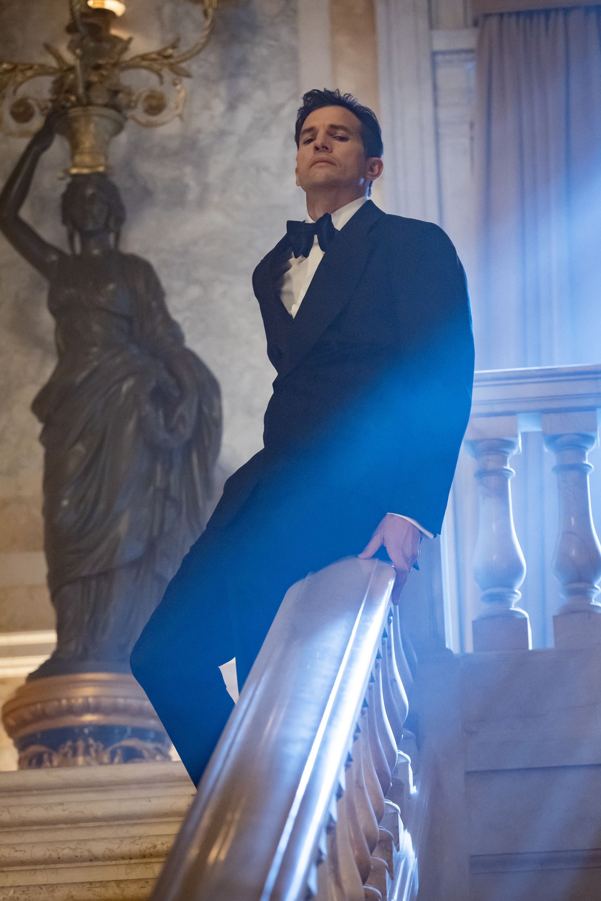 Mastermind im Hintergrund: Tech-Milliardär Byron Forst (Ashton Kutcher)