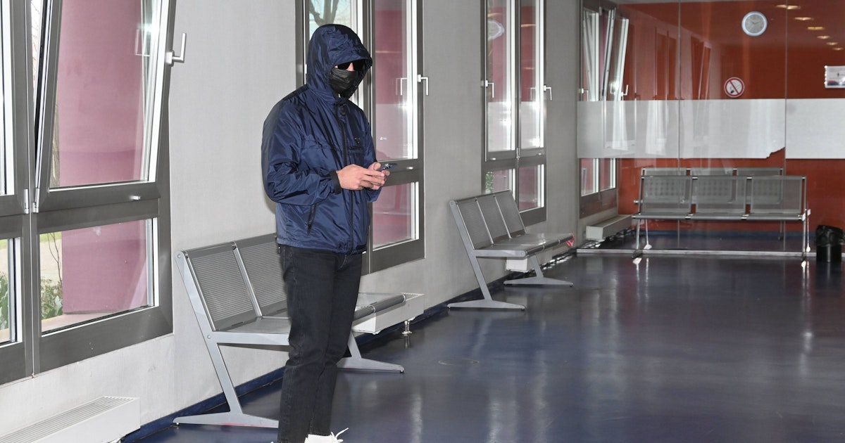 120 km/h durch die Innenstadt – Star-Rapper flieht im Porsche vor ...