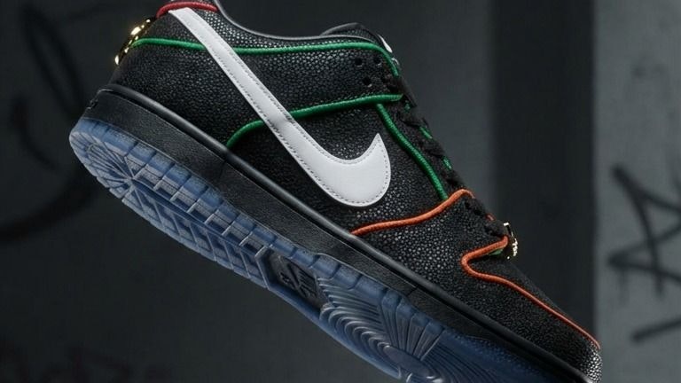 Den Nike SB Dunk Low Pro x Bronx Girls Skate gibt es nur 16 Mal in Österreich.