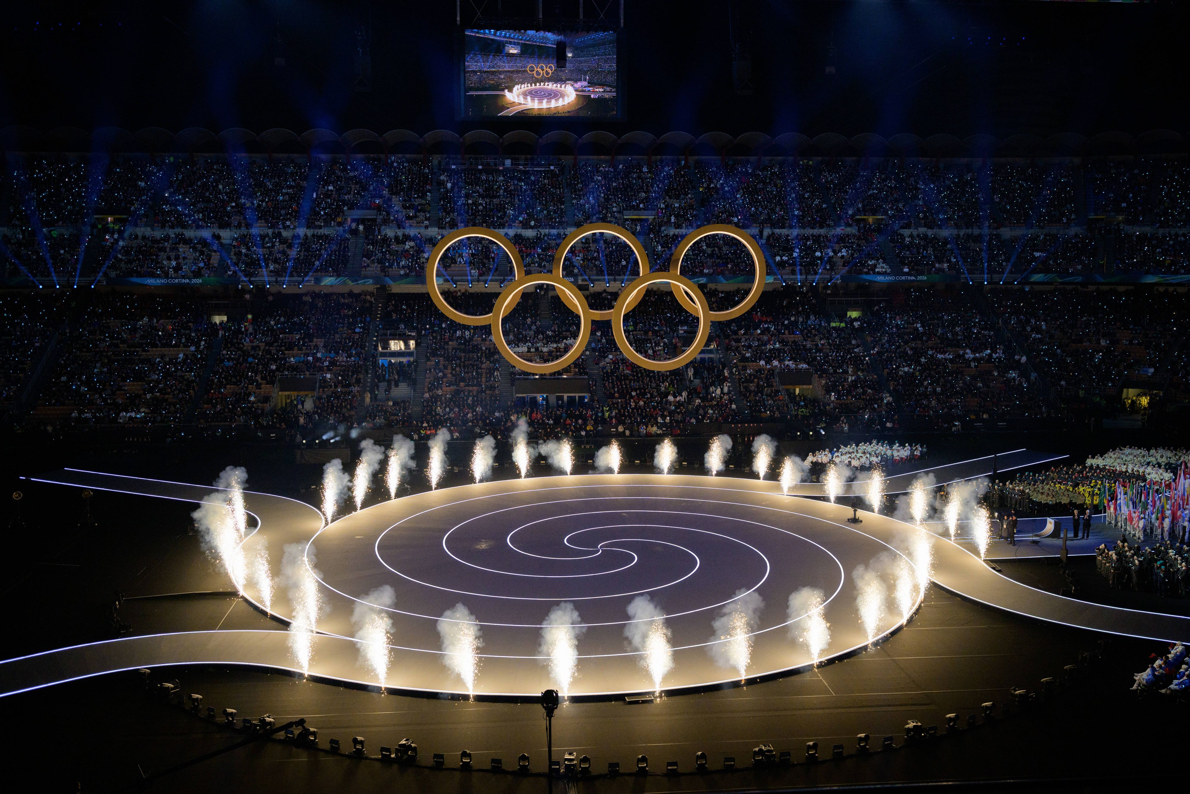 Heute.at - Angst vor Positiv-Tests – Stars verzichten auf Sex