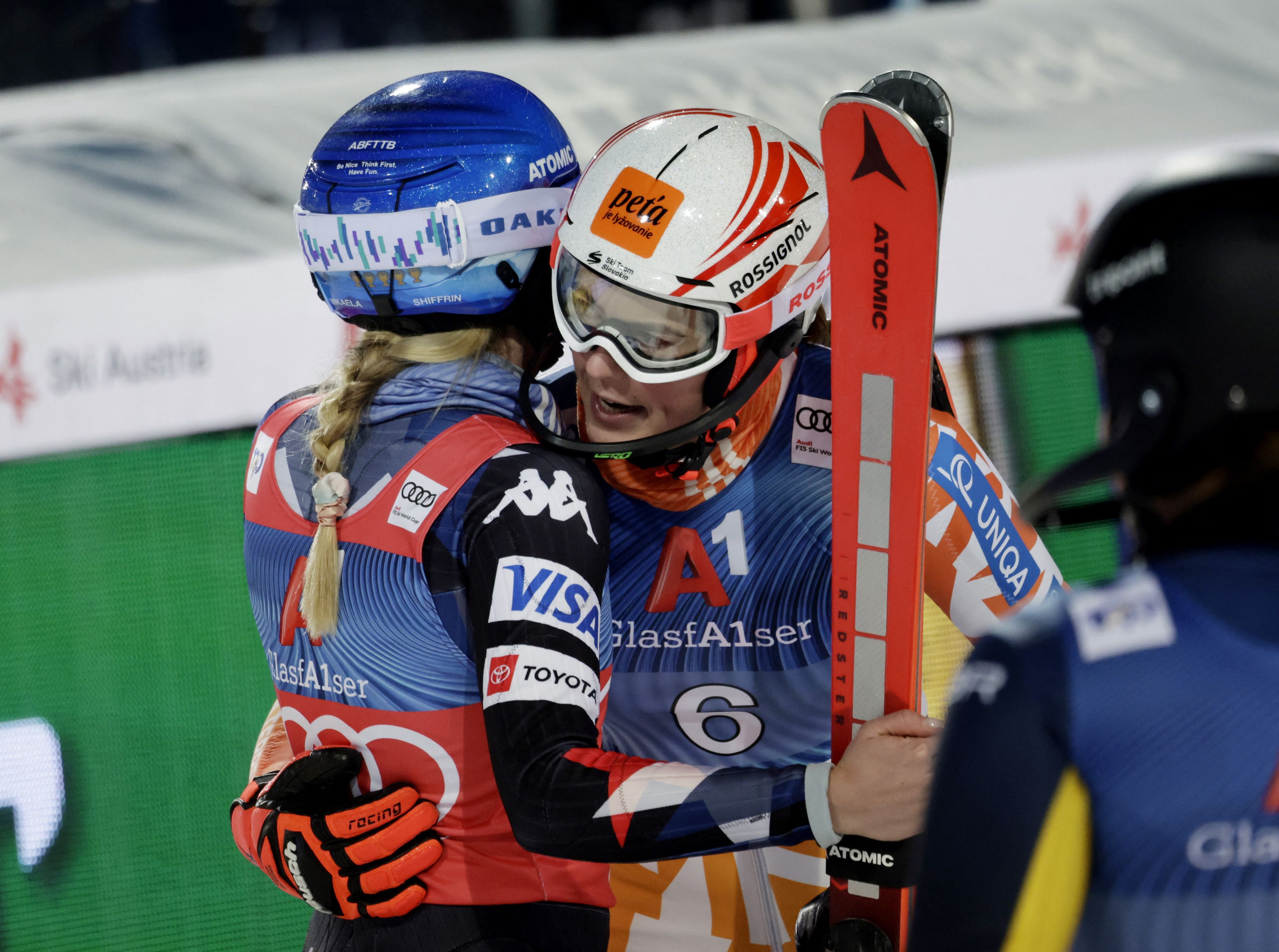 Mikaela Shiffrin und Petra Vlhova (r.) lieferten sich im Slalom über Jahre enge Duelle.