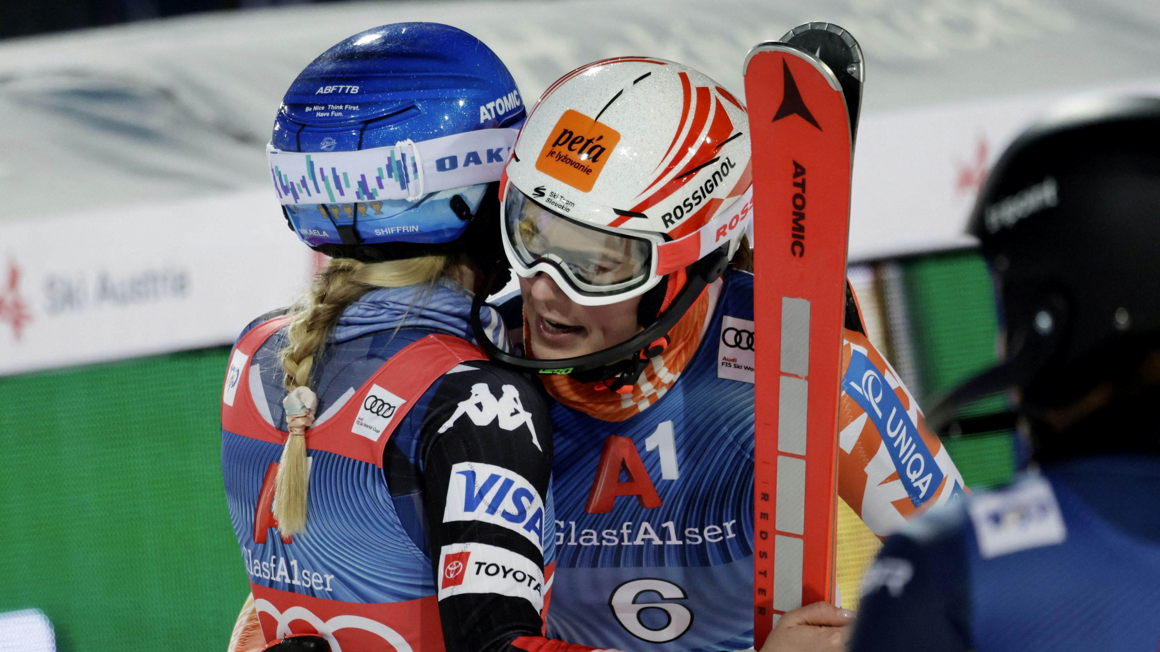 Mikaela Shiffrin und Petra Vlhova (r.) lieferten sich im Slalom über Jahre enge Duelle.
