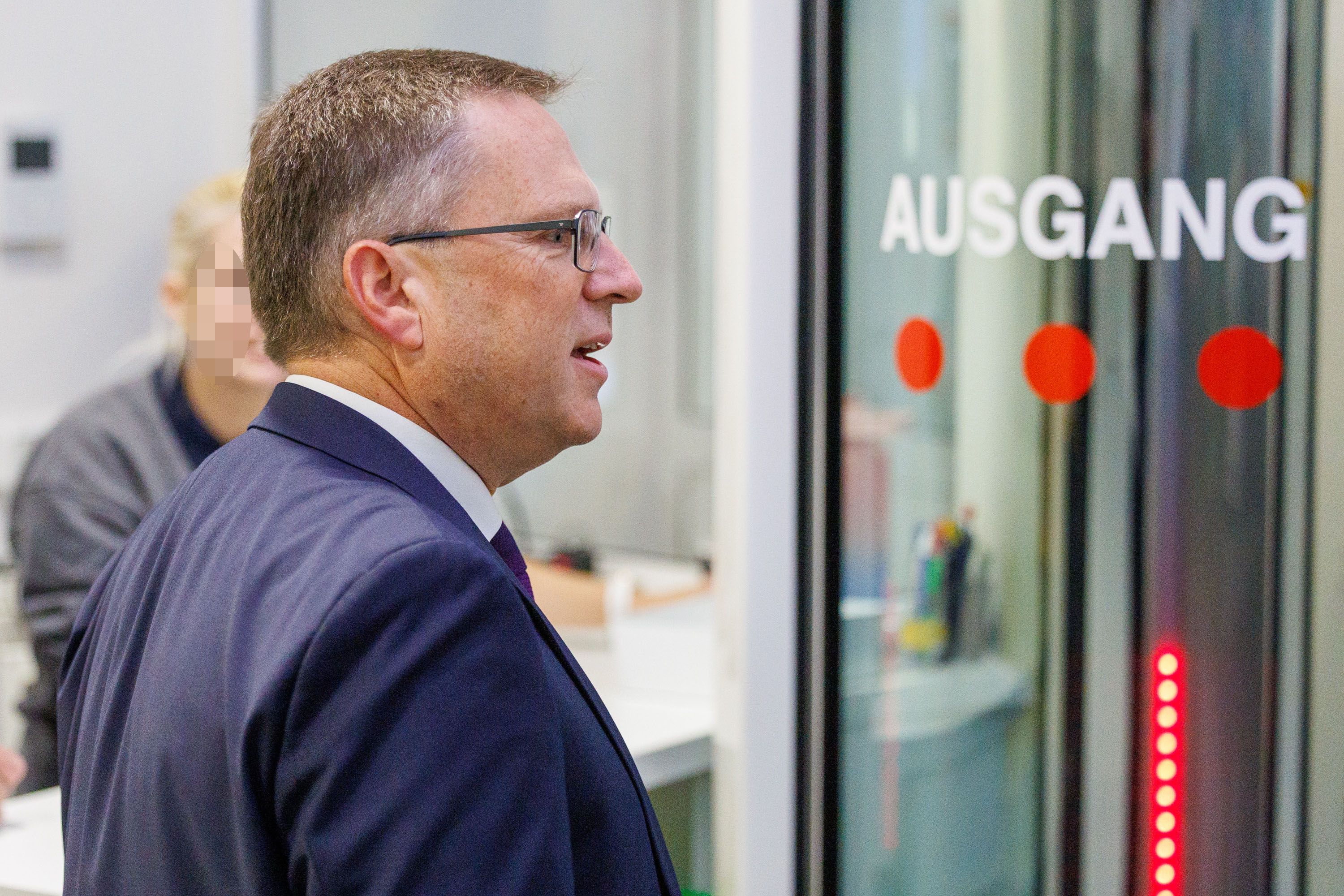 Es ist noch nicht vorbei: Ab Mittwoch muss sich August Wöginger wieder vor Gericht verantworten.