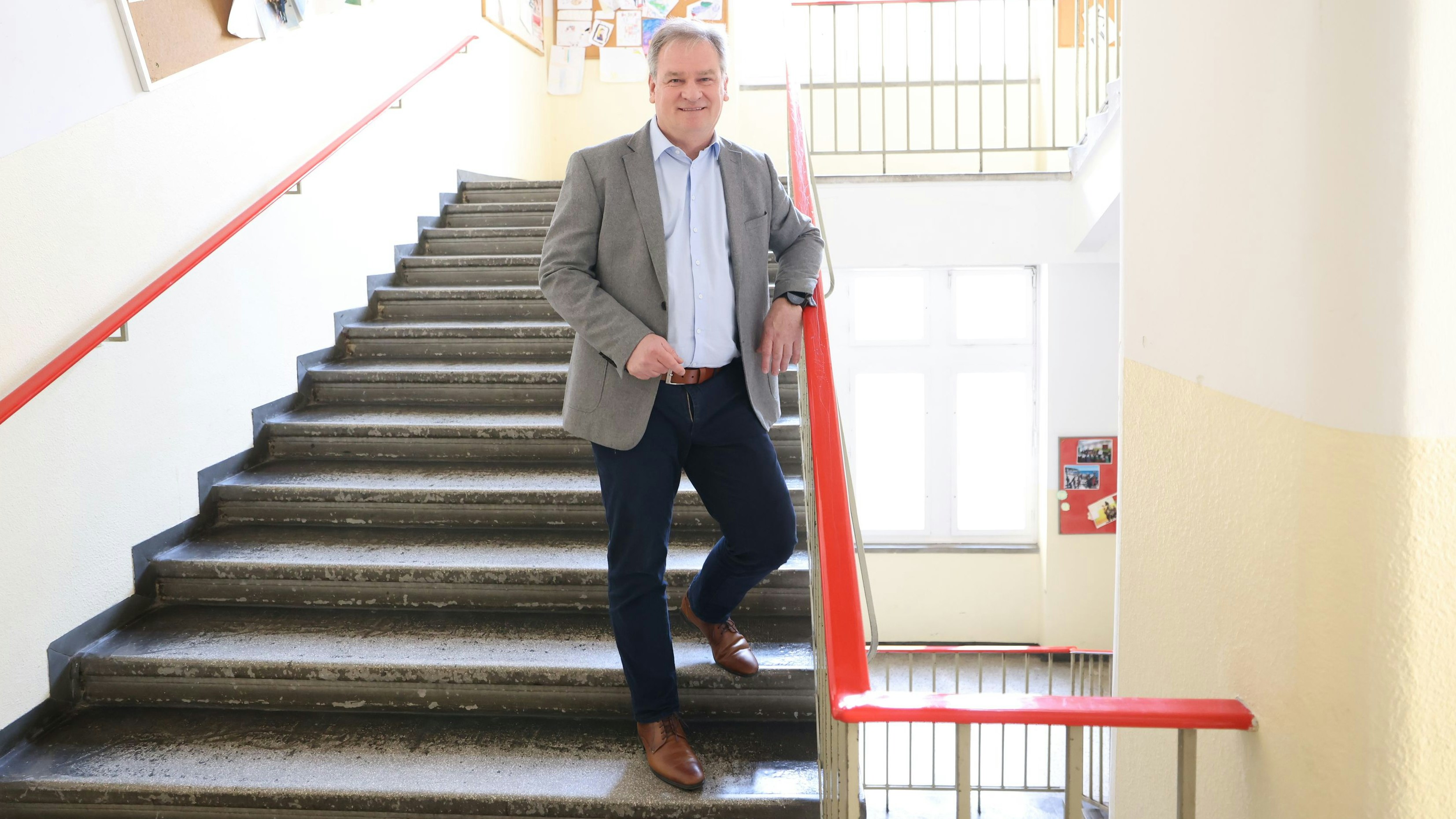 Heute.at - Russen-TV-Eklat – Nun drohen Schuldirektor Konsequenzen