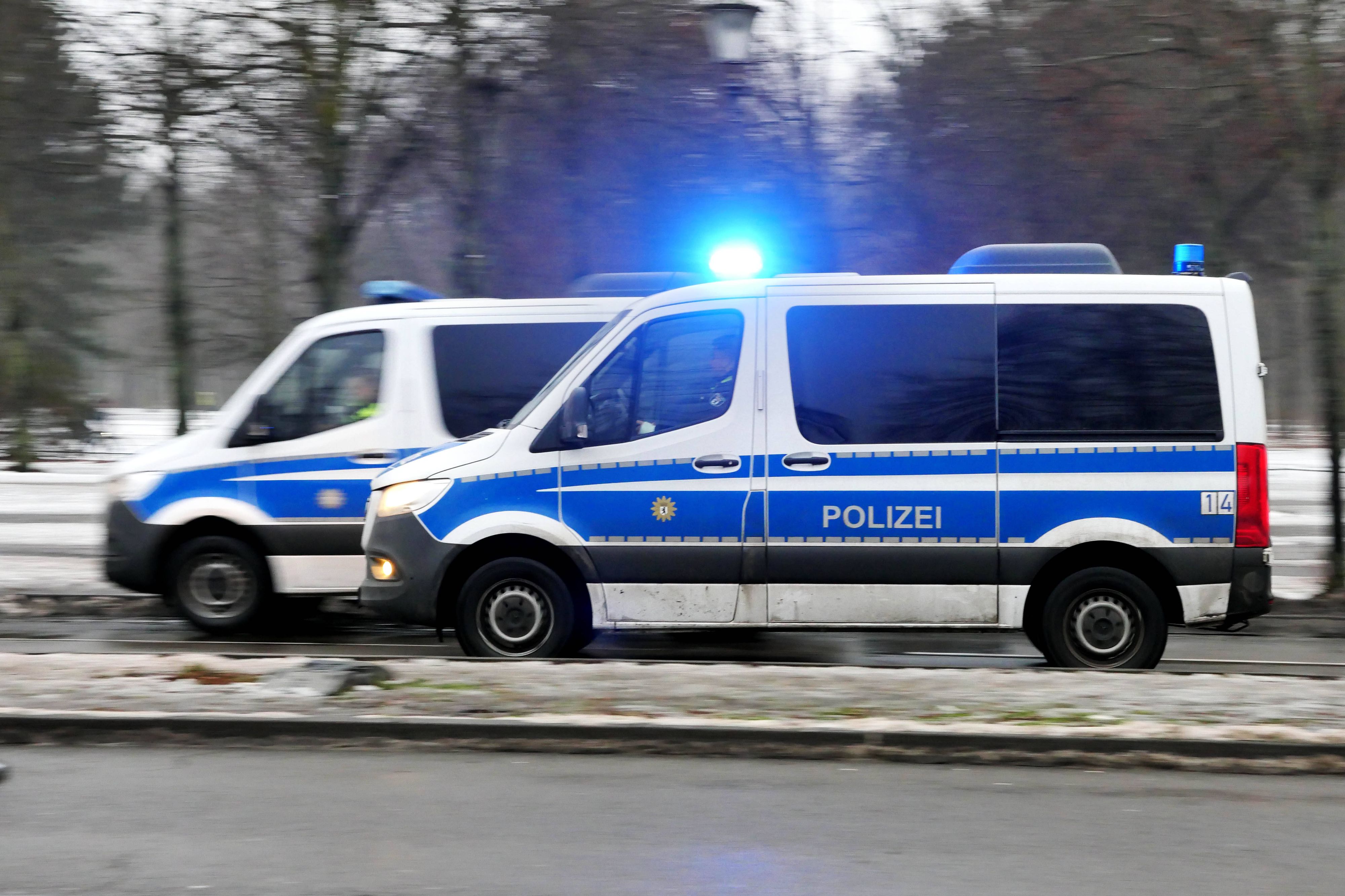 Heute.at - Schock-Fund auf Spielplatz: Frau lag tot auf Parkbank