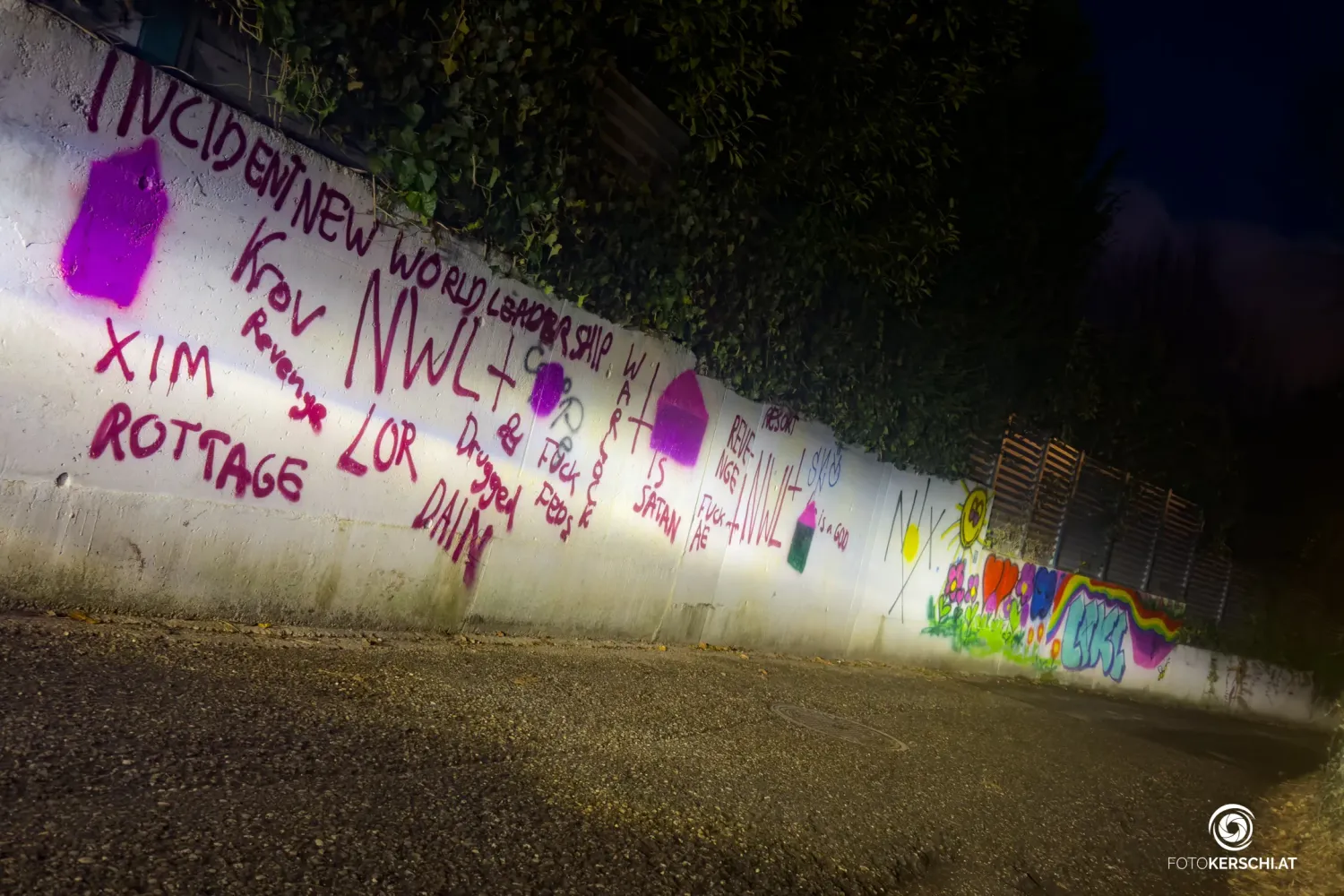 Die in der Jägerstraße in Linz-Urfahr aufgesprühten NS-Symbole wurden mittlerweile übermalt.