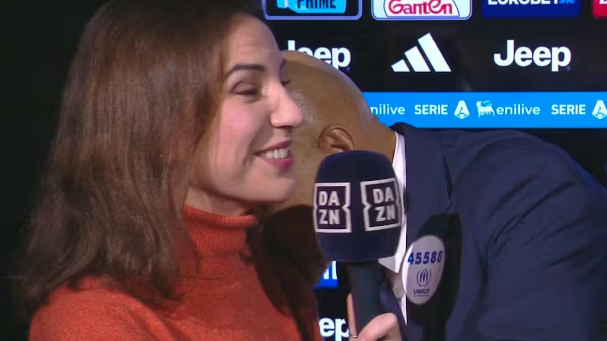 Heute.at - Star-Trainer Spalletti küsst Moderatorin live im TV