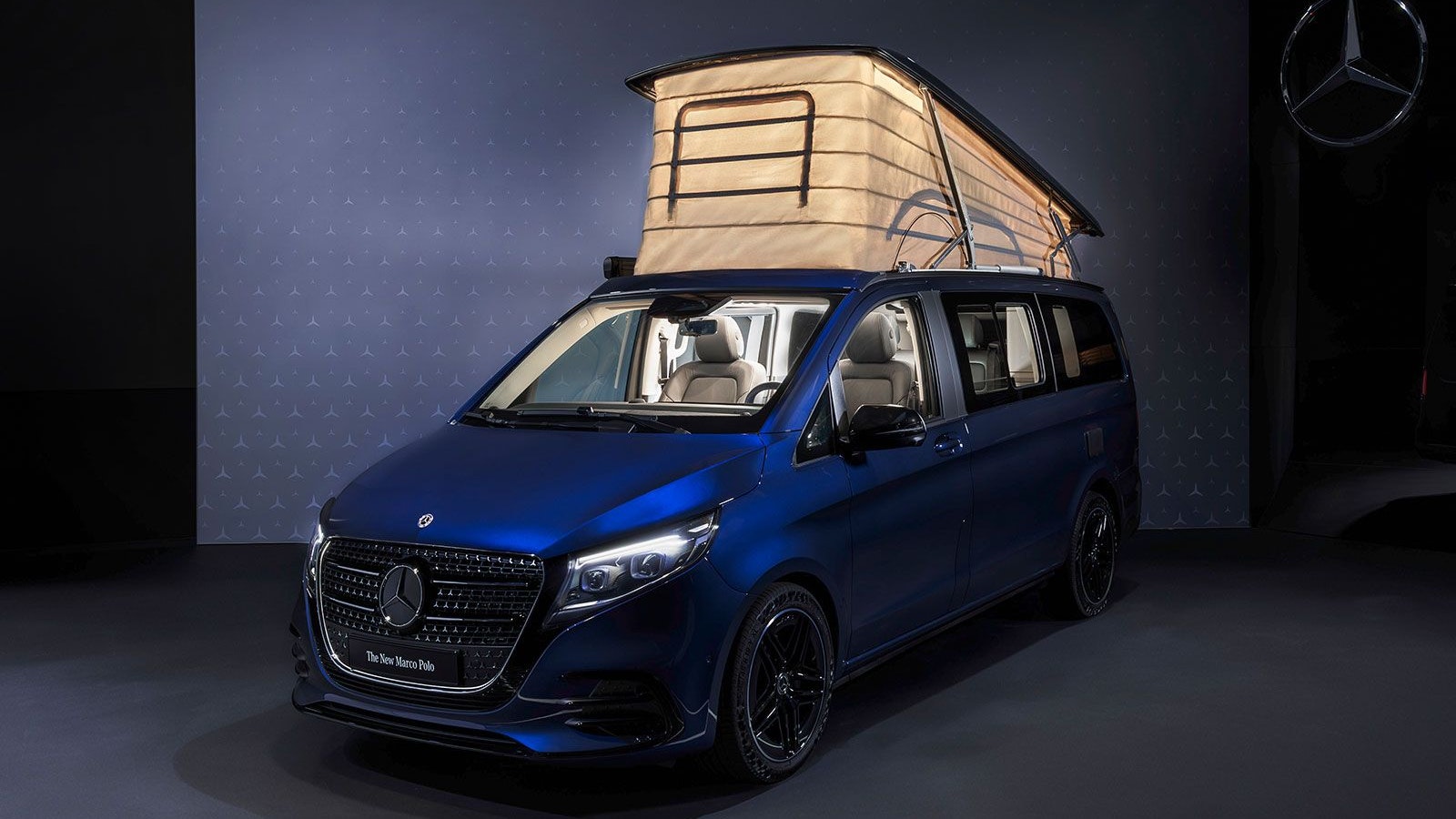 Das neue Aufstelldach besteht aus einer leichten Aluminium-Doppelschale.