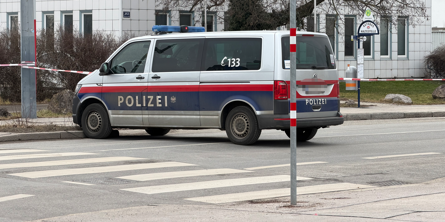 Heute.at - Großeinsatz! Straße in Wien vollkommen gesperrt