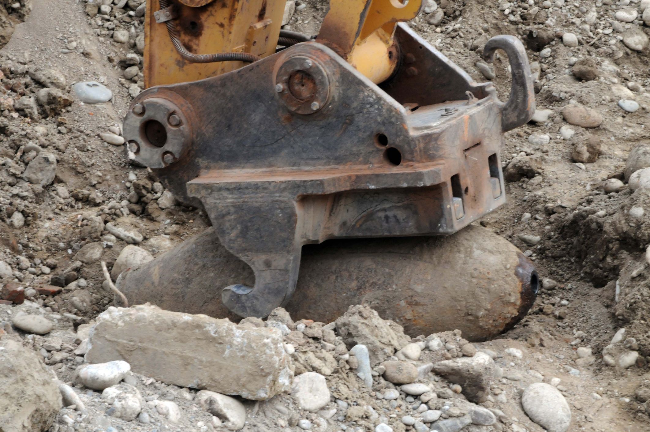 Die Fliegerbombe wurde bei Grabungsarbeiten entdeckt. (Symbolbild)