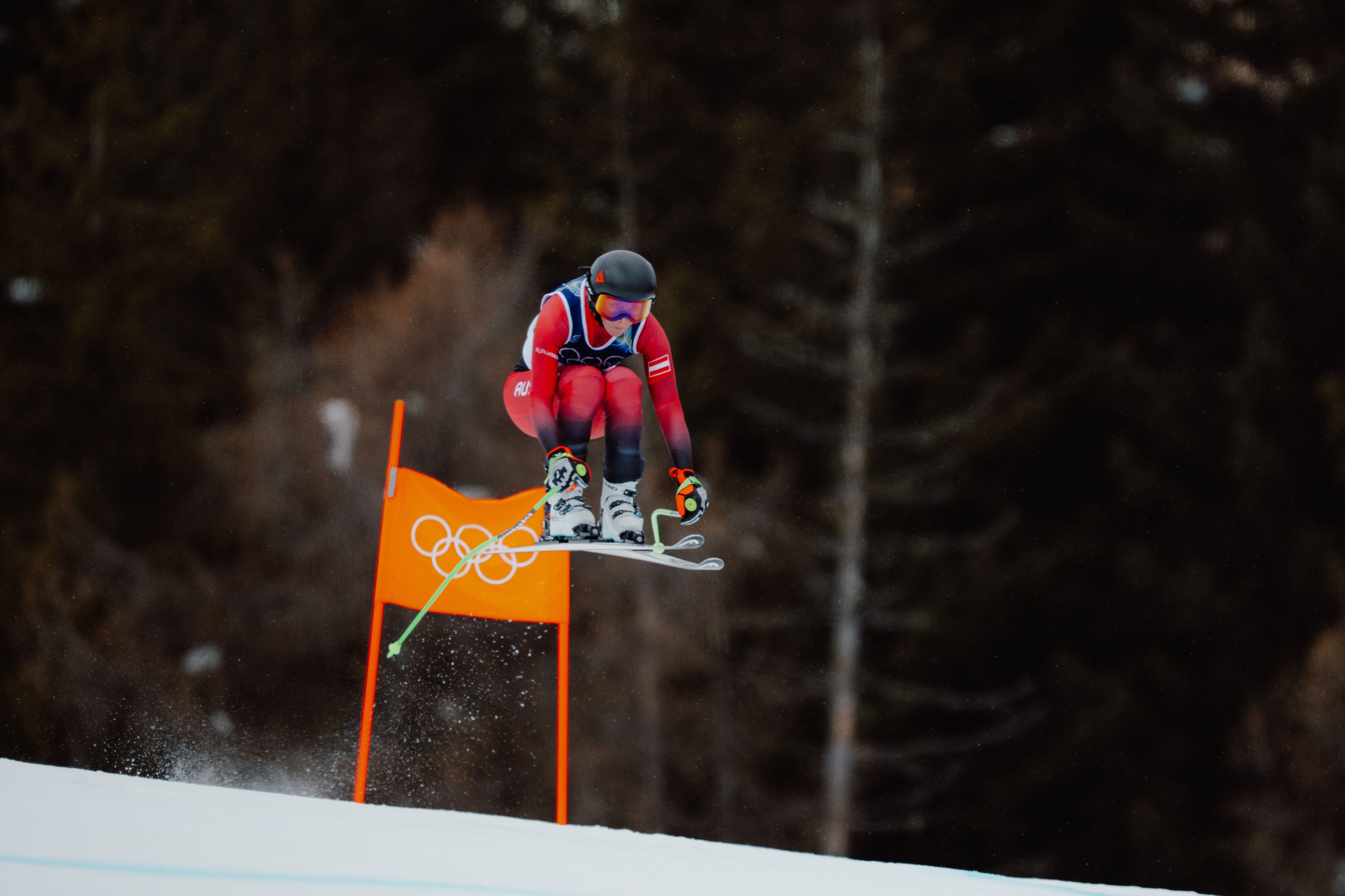 Conny Hütter greift im Super-G an.