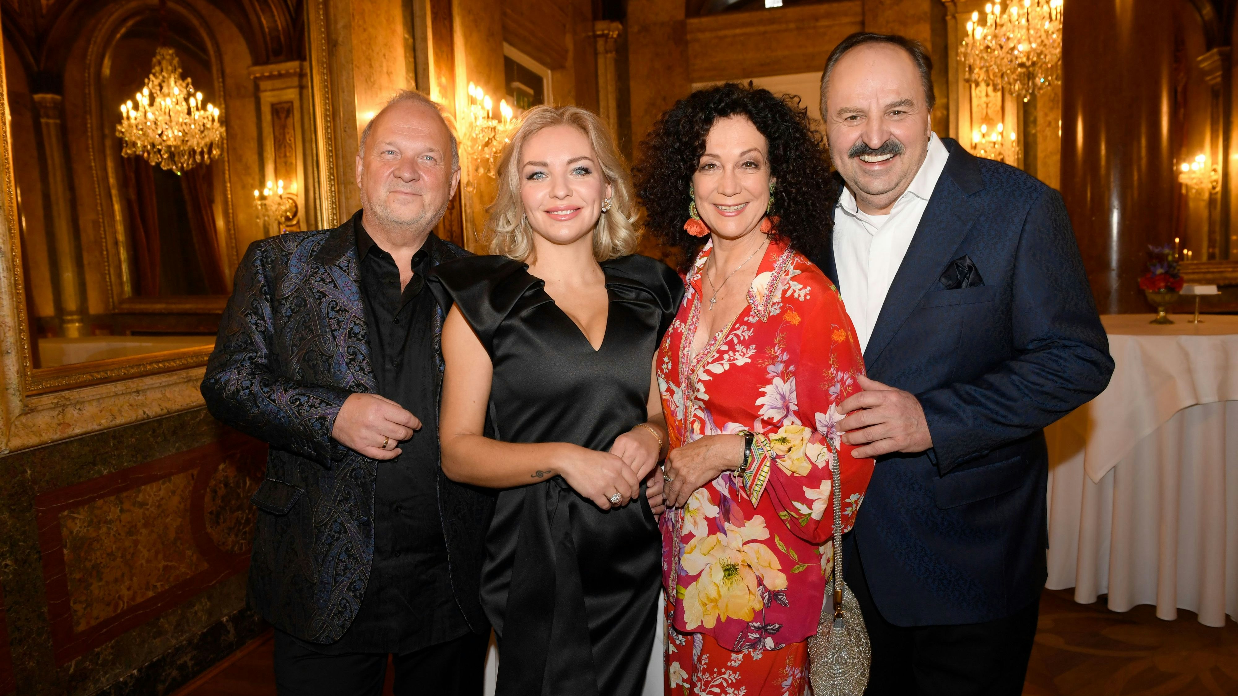 Heute.at - Nach Schnitzel-Eklat! Lafer lässt Kaninchen auftischen