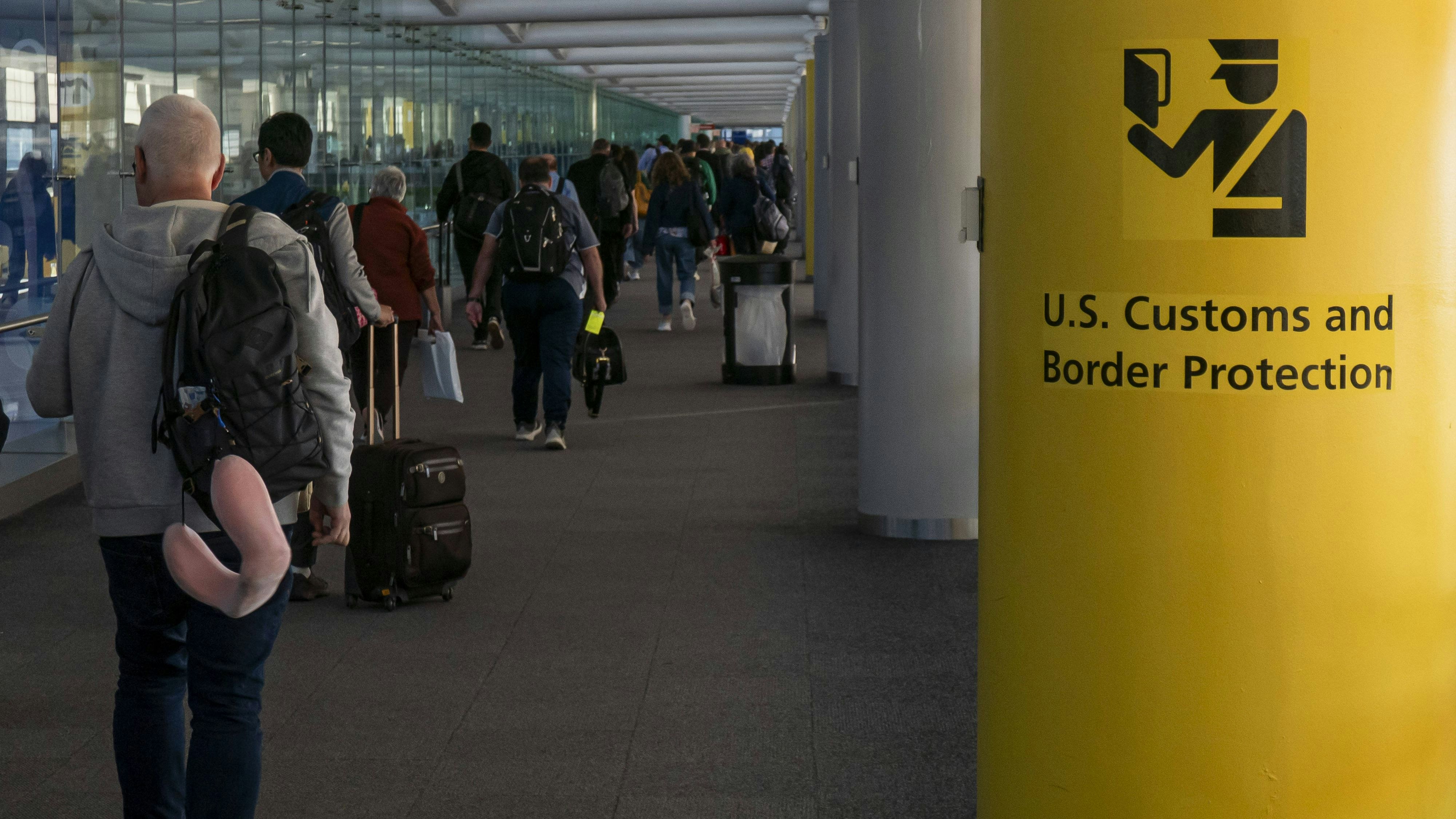 Heute.at - Social-Media-Kontrolle bei USA-Reise noch keine Pflicht