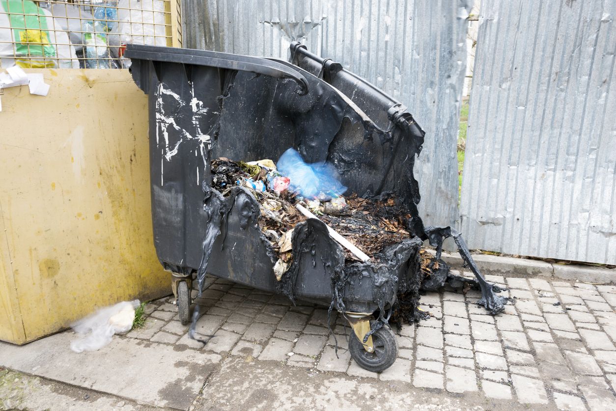 Immer wieder kam es in den vergangenen Wochen und Monaten zu Brandstiftungen in Leoben, Nun gibt es einen Verdächtigen. Symbolbild.