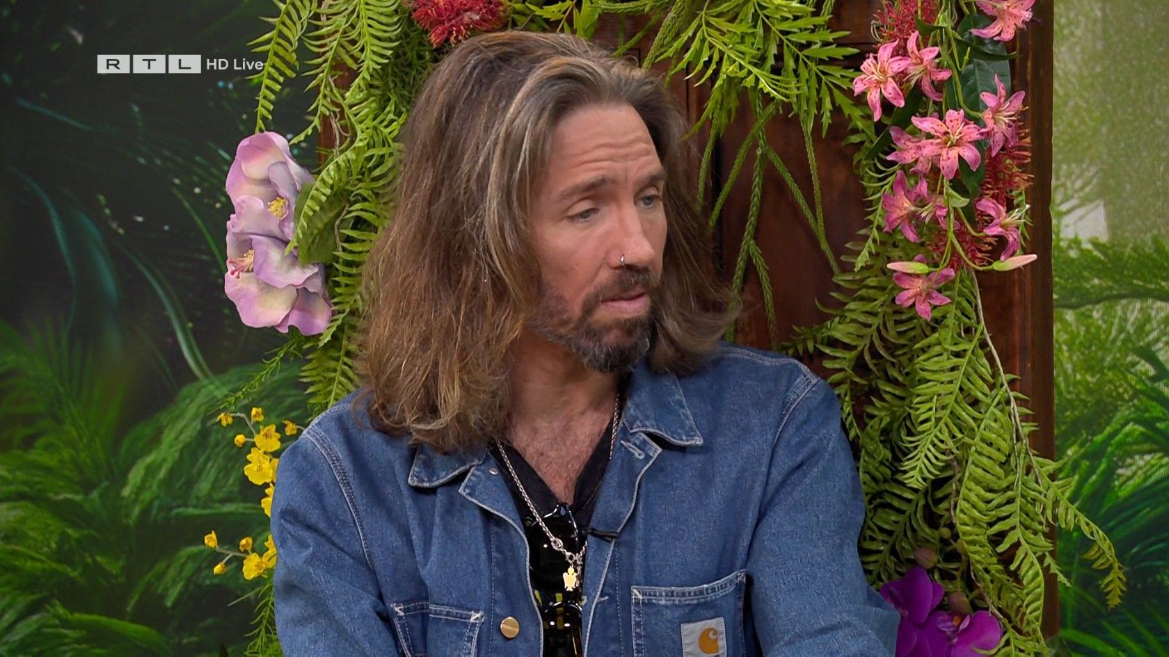 Gil Ofarim spricht bei 