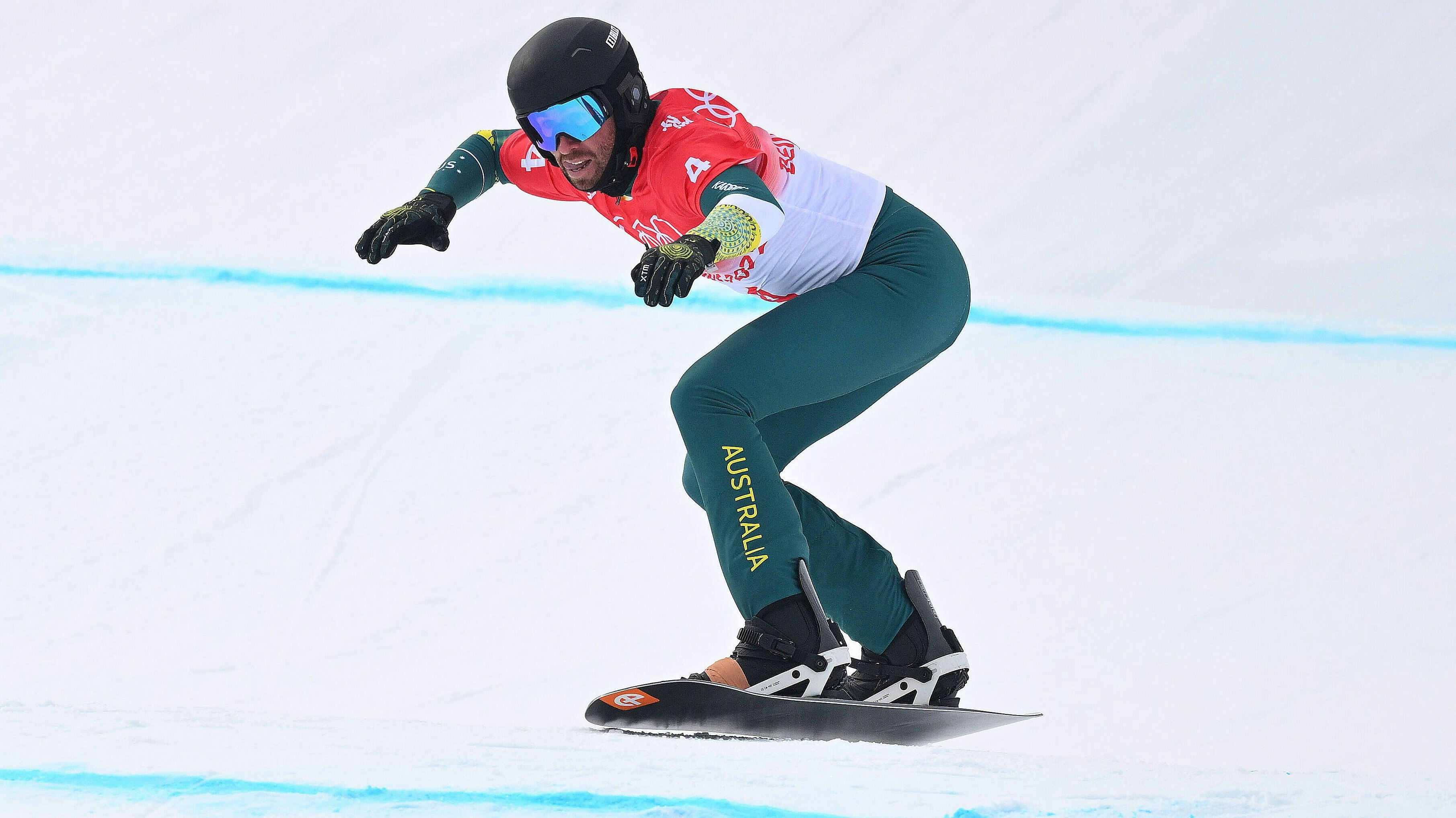  BEIJING WINTER OLYMPICS 2022, Cam Bolton of Australia competes during the seeding round of the Mens Snowboard Cross event at the Genting Snow Park, during the 2022 Beijing Winter Olympic Games, Olympische Spiele, Olympia, OS in Beijing, China, Thursday, February 10, 2022.  ACHTUNG: NUR REDAKTIONELLE NUTZUNG, KEINE ARCHIVIERUNG UND KEINE BUCHNUTZUNG BEIJING HEBEI CHINA PUBLICATIONxINxGERxSUIxAUTxONLY Copyright: xDANxHIMBRECHTSx 20220210001621920037