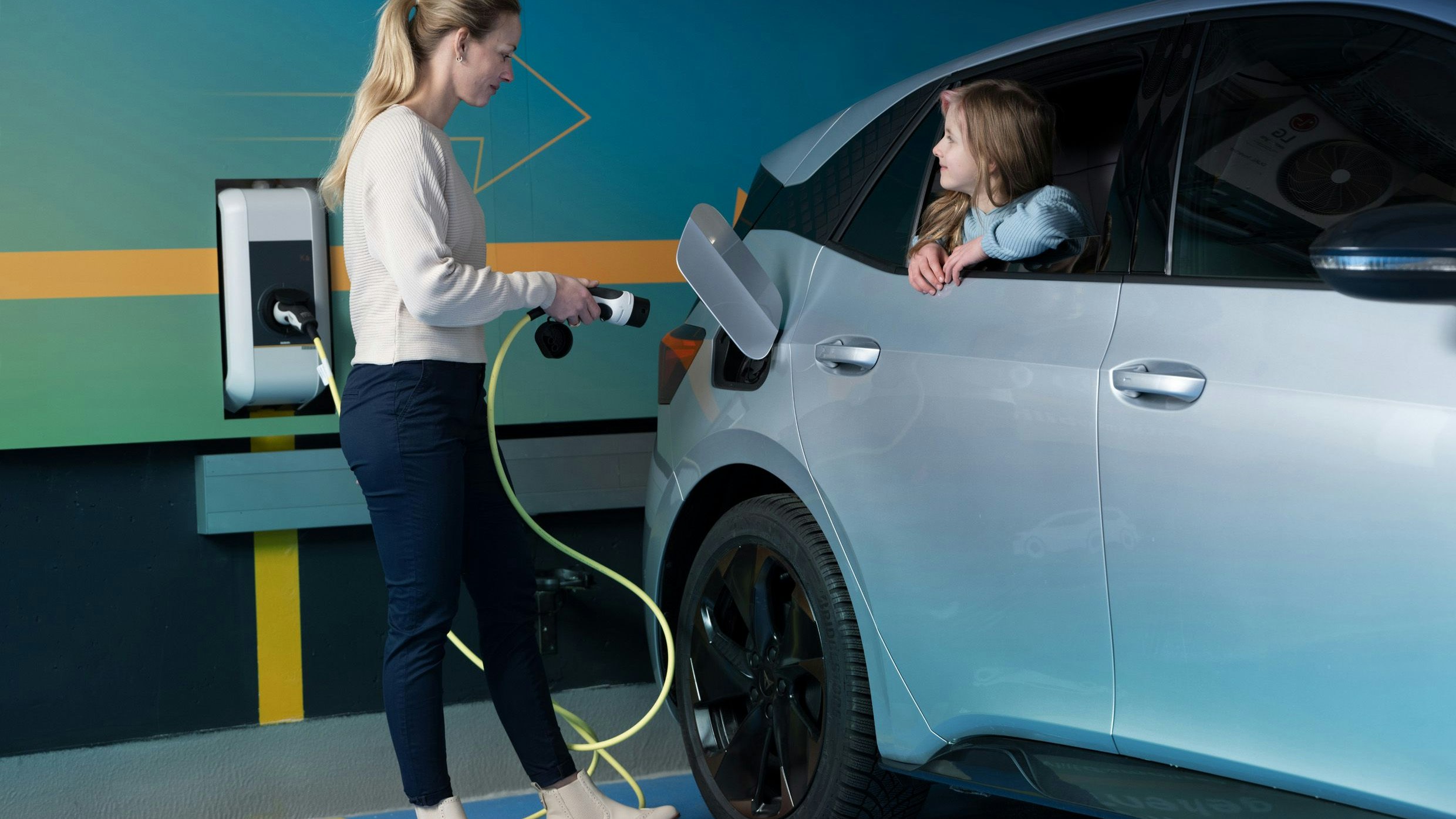 Die Bmove-App bietet eine All-in-one Lösung für Parken und Laden.