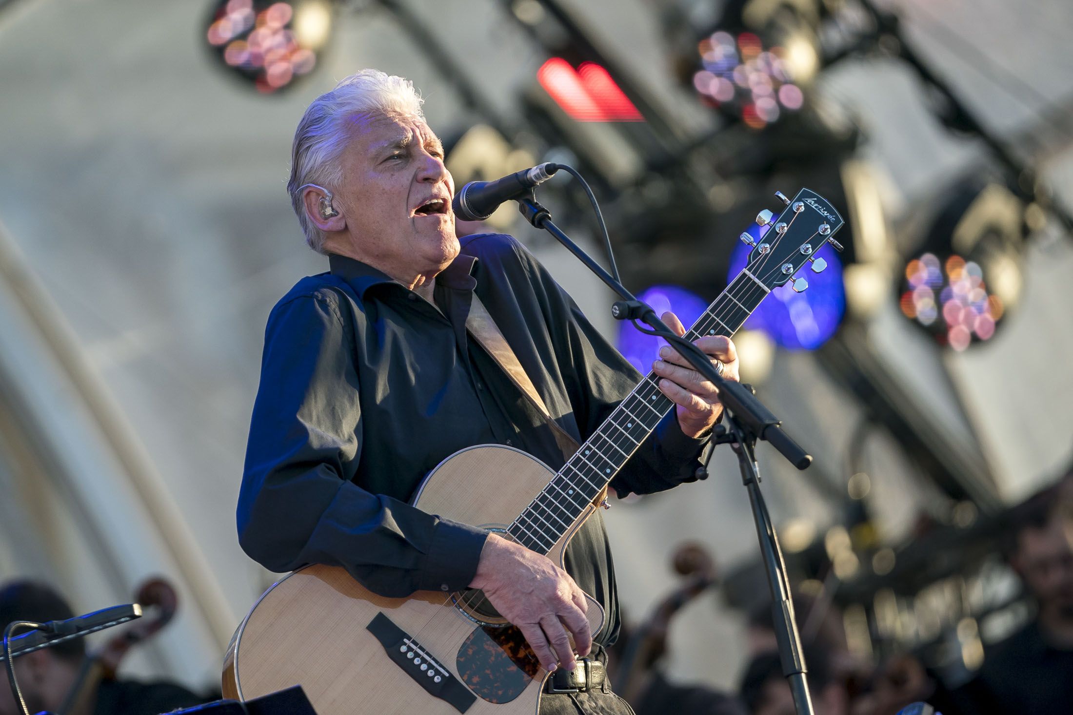 Rainhard Fendrich feiert in Schladming-Dachstein am 6. Juni 2026 sein 45. Bühnenjubiläum.