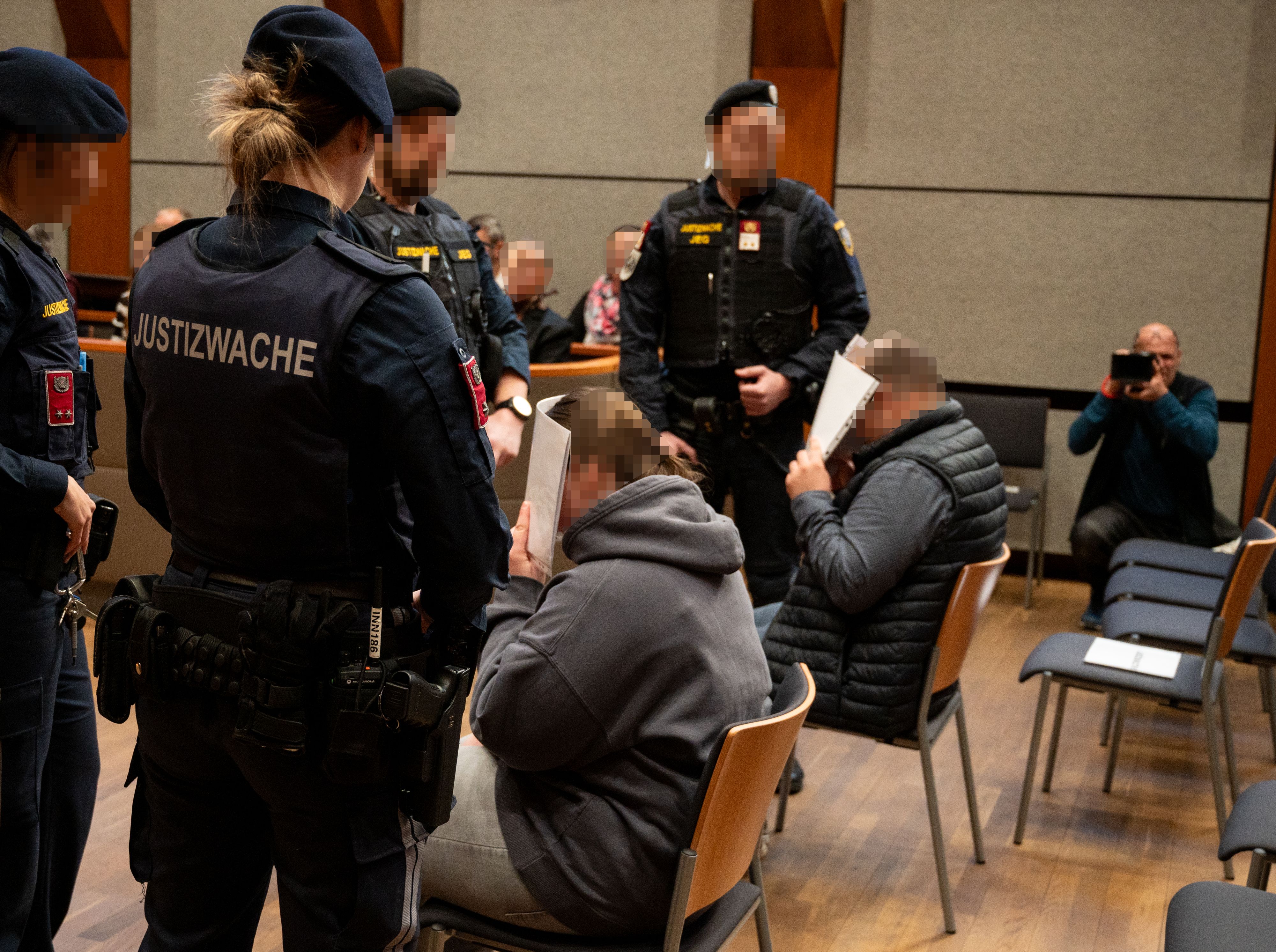 Die Eltern wurden zu lebenslangen Haftstrafen verurteilt.