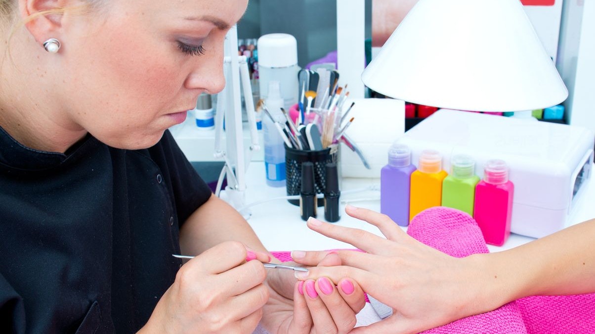 Heute.at - 8 Punkte – Daran erkennst du ein schlechtes Nagelstudio