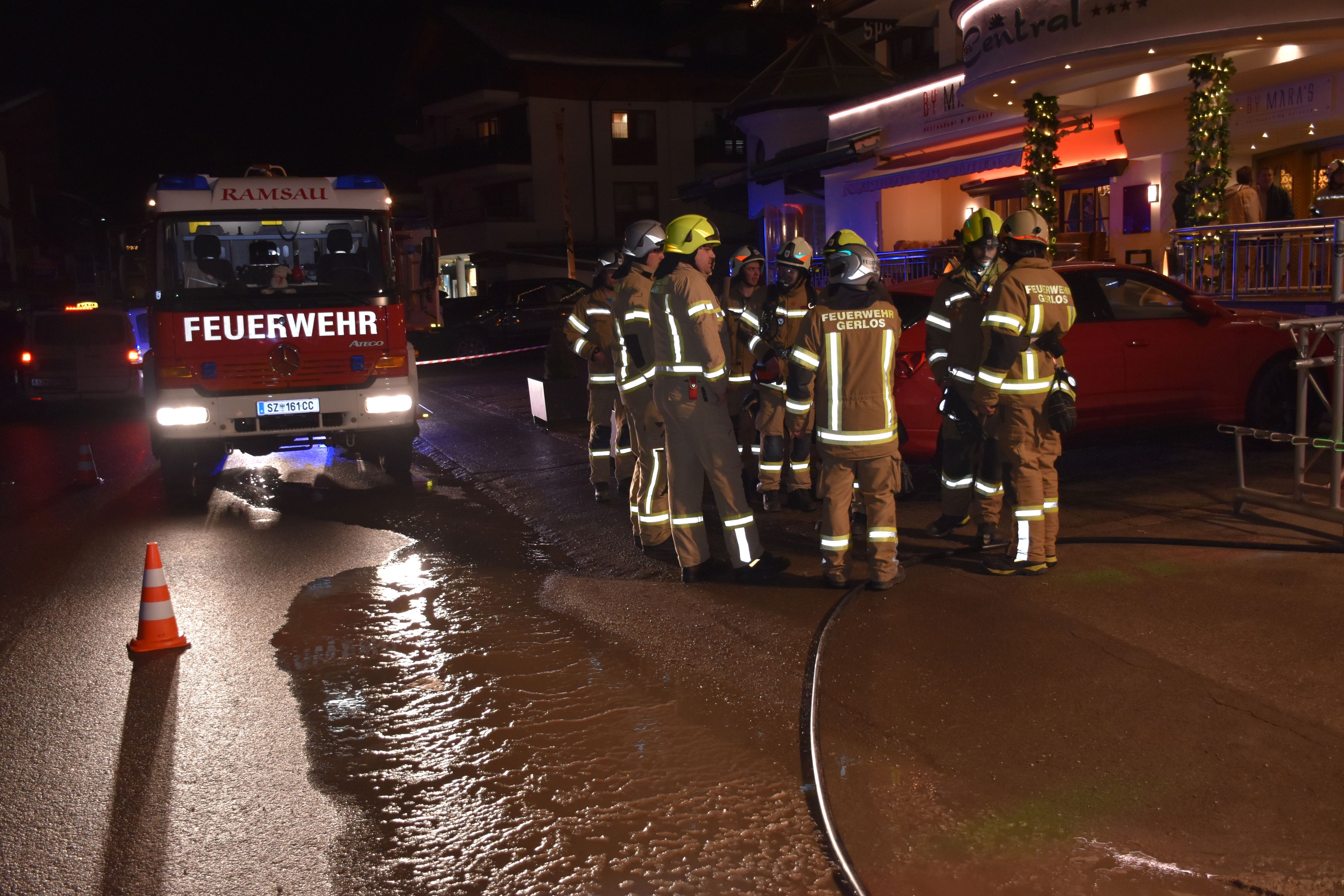 Der Brand in Gerlos hatte zum Glück keine Verletzten zu beklagen. 