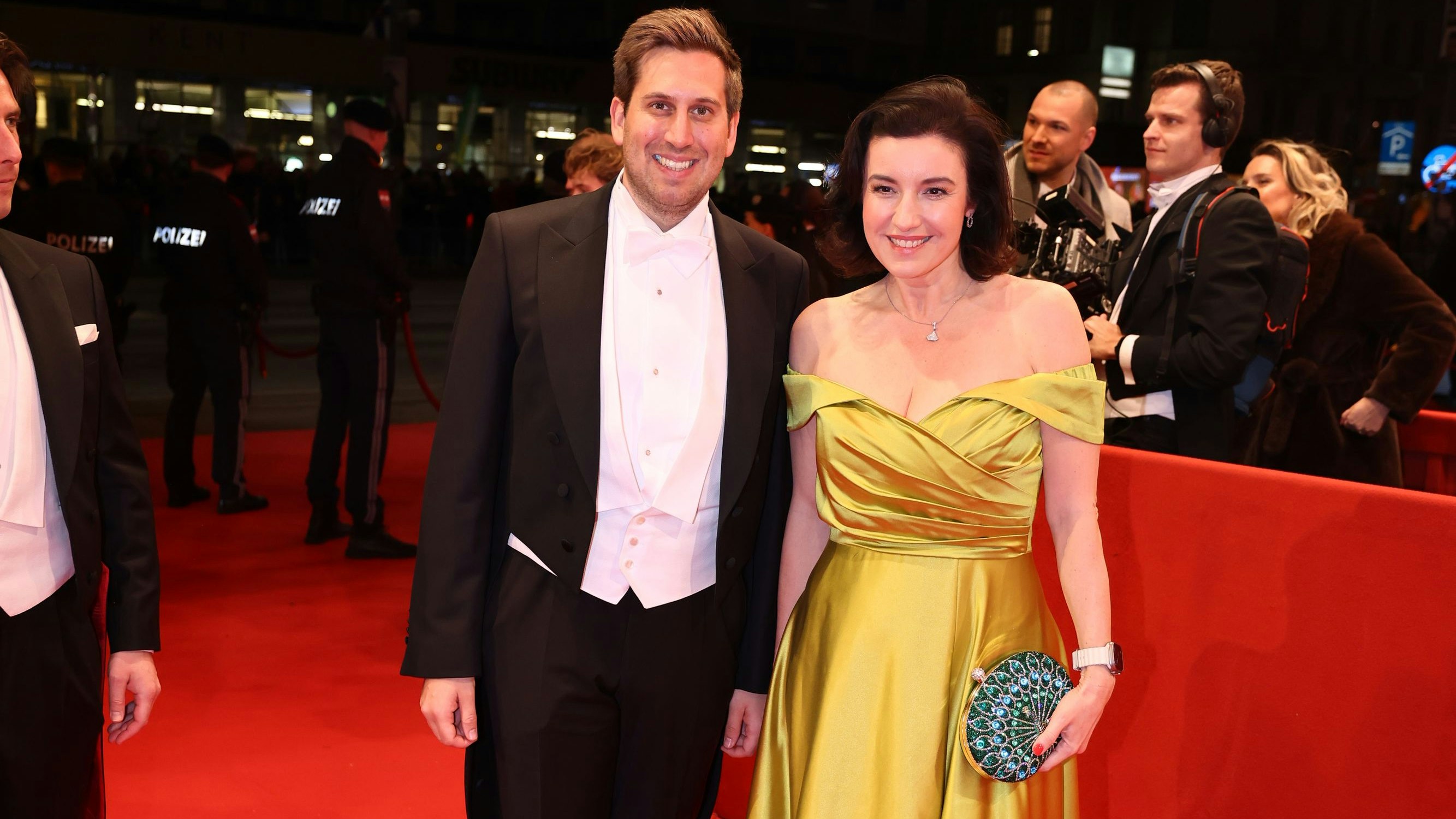 Staatssekretär Alexander Pröll (ÖVP) vertrat den Kanzler am Ball und hatte als Gast die deutsche Forschungsministerin Dorothee Bär.