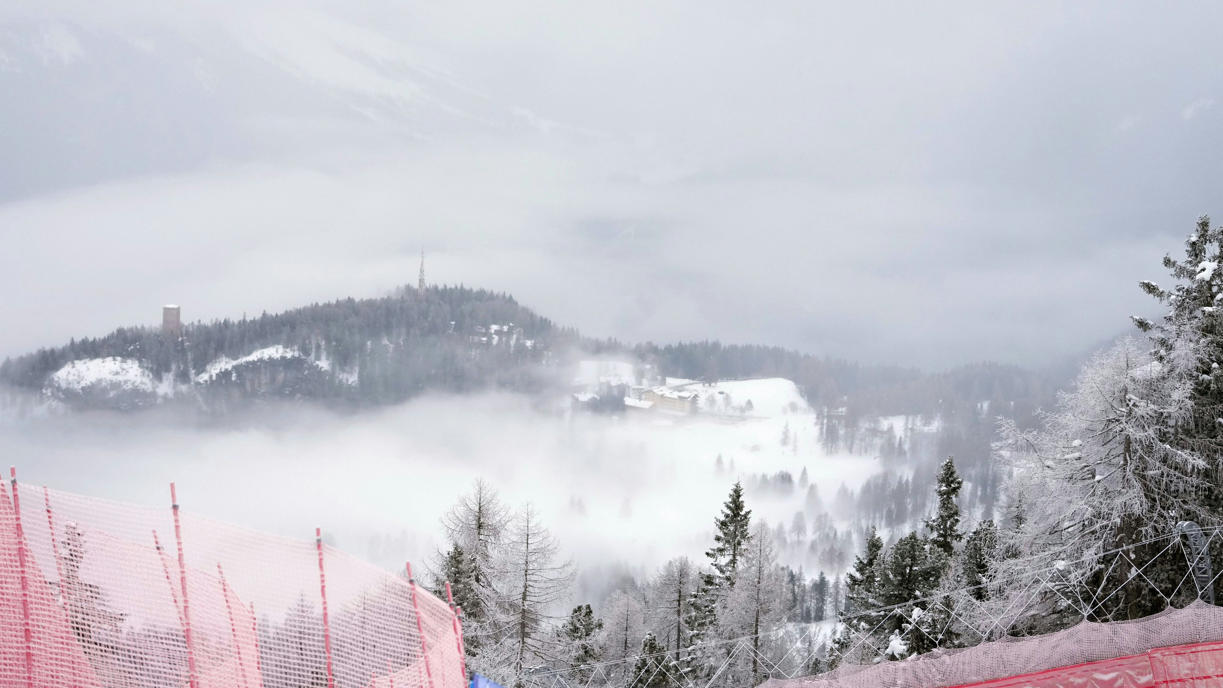 Heute.at - Zittern um den Super-G! Wetter wird Ski-Spielverderber