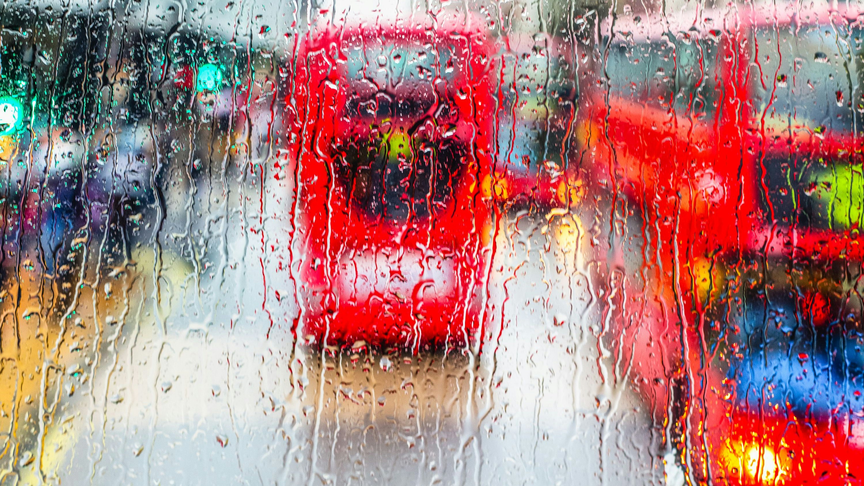 Heute.at - Regen seit 40 Tagen! Biblische Sintflut in DIESEM Land