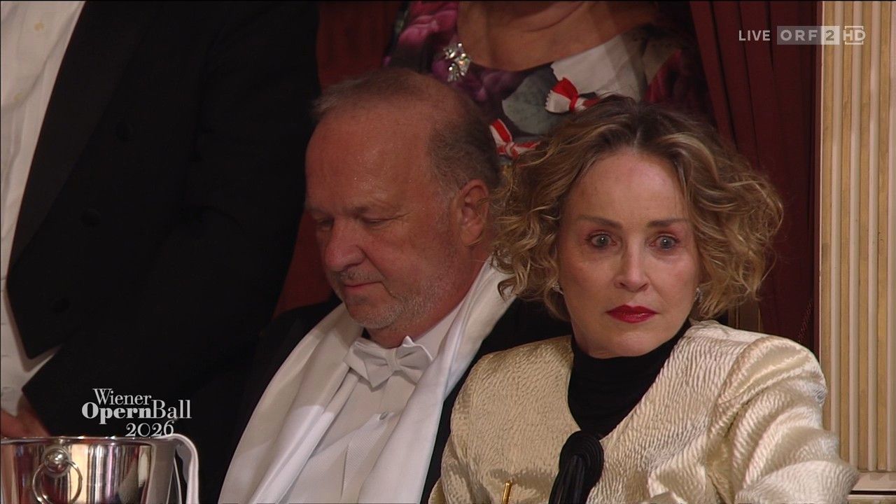 Heute.at - Sharon Stone zurück am Opernball! ORF zeigt sie in Loge