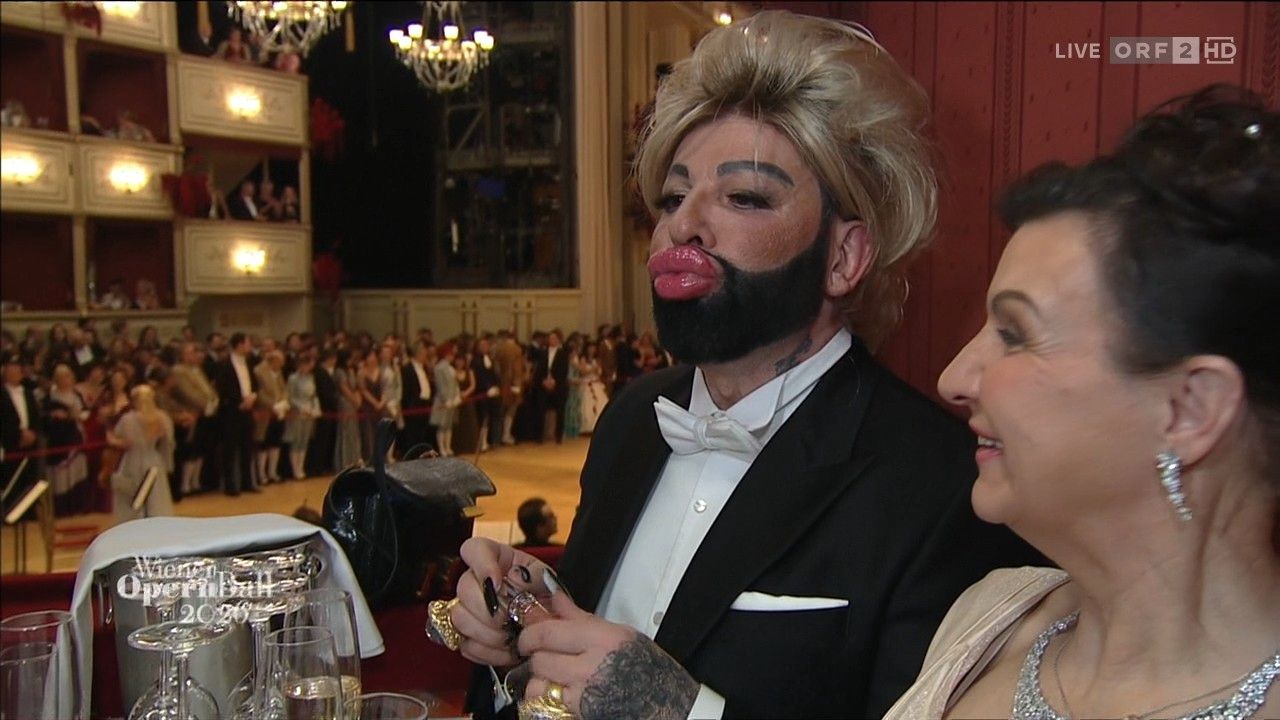  Designer Harald Glööckler beim Opernball 2026.