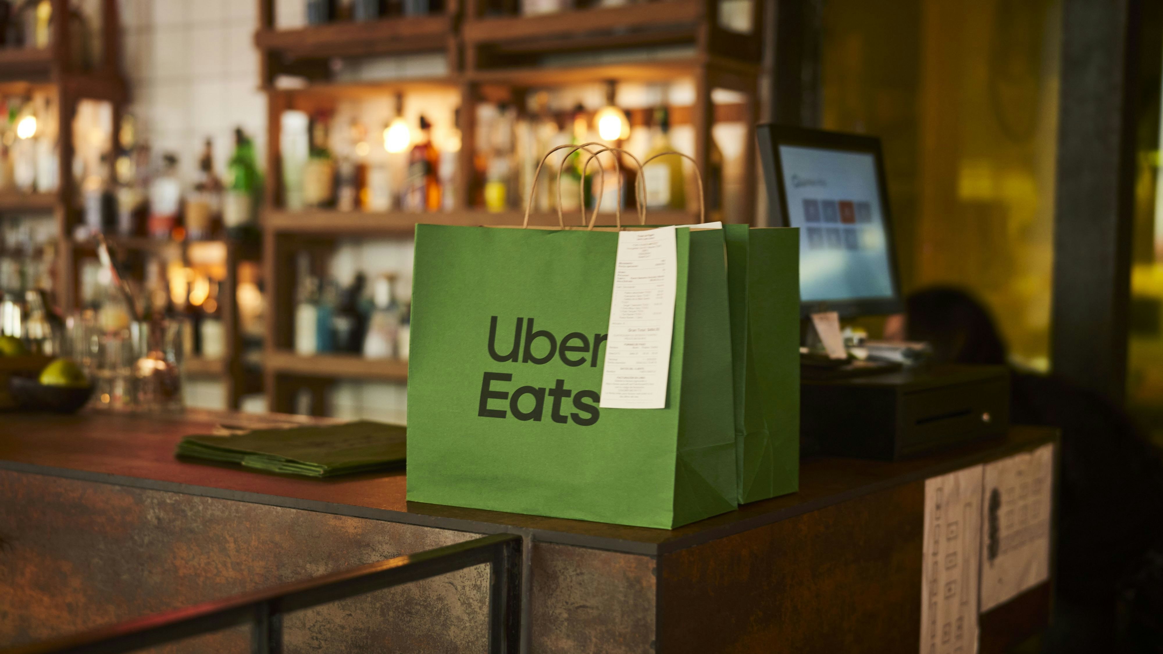 Uber Eats startet in Österreich durch. 