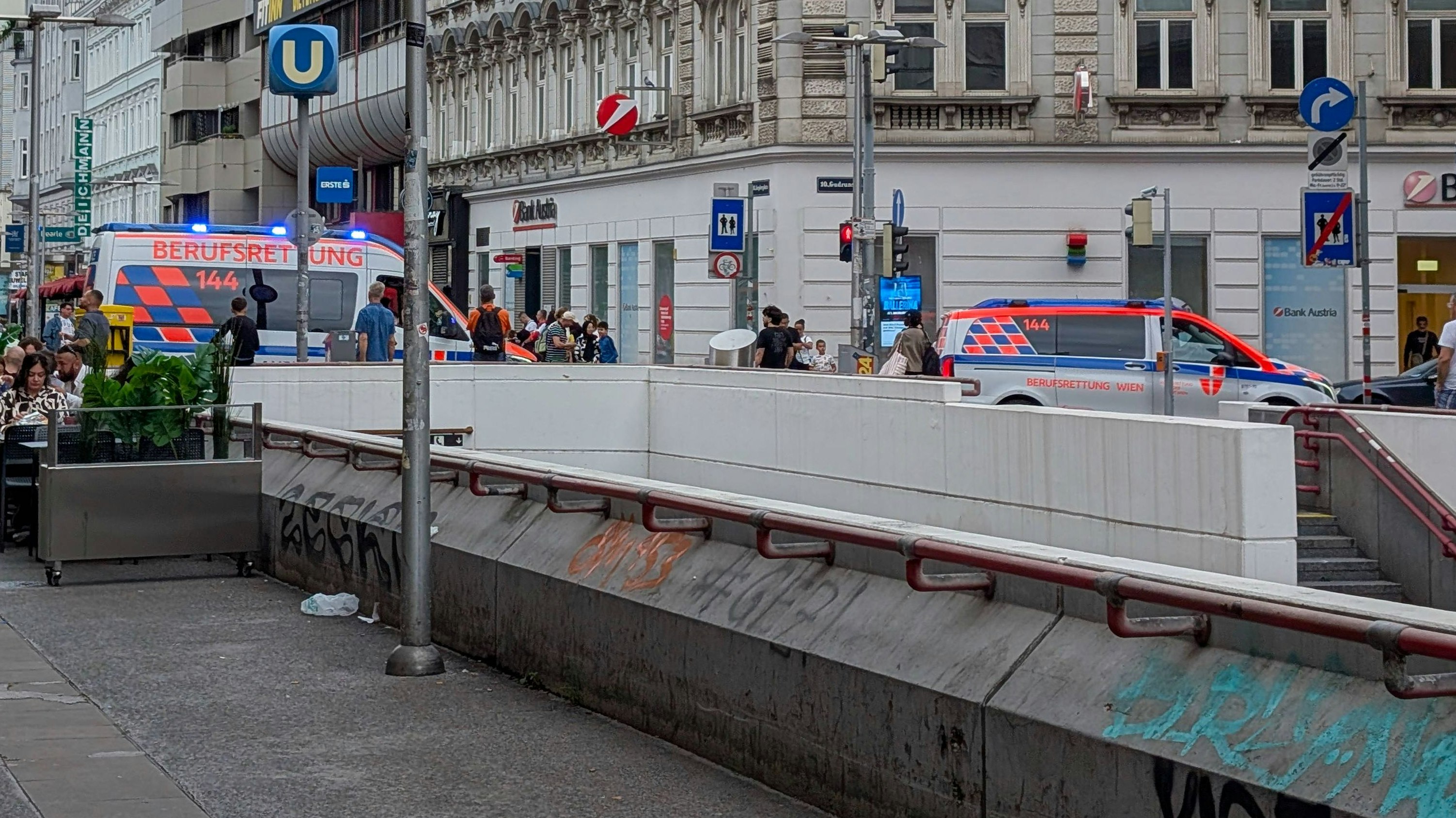 Der Festgenommene soll am Keplerplatz mit einem Messer zugestochen haben.