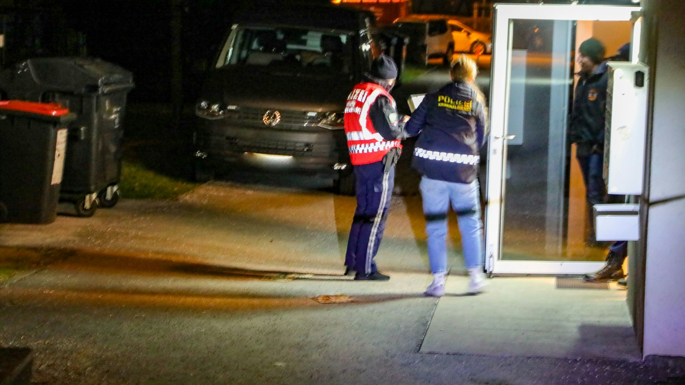 Heute.at - Schwere Gewalttat in der Nacht – Täter auf der Flucht