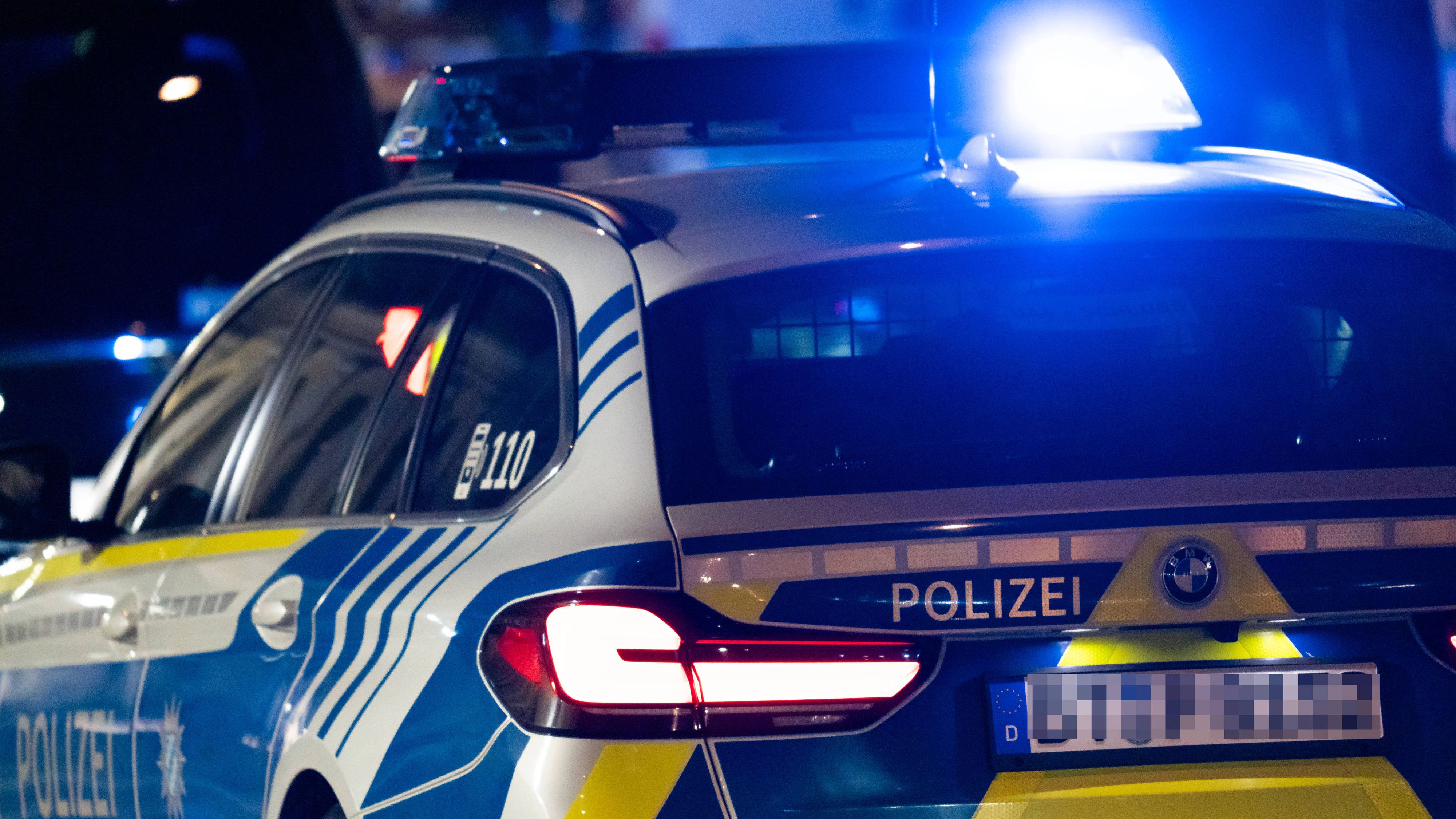Heute.at - Geisterfahrer-Crash! 2 Tote, Kinder kämpfen ums Leben