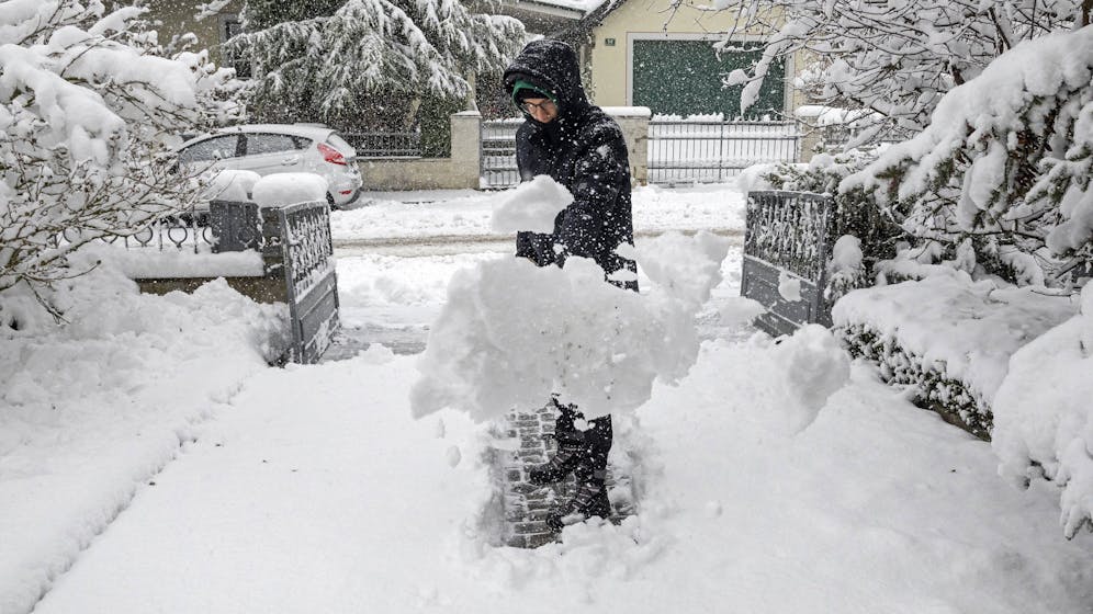 Heute.at - Warnstufe ROT! Schneefront zieht über Österreich