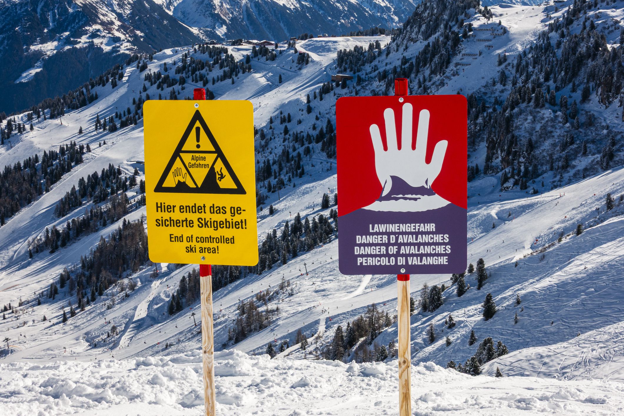 In Teilen Tirols wird vor großer Lawinengefahr gewarnt.