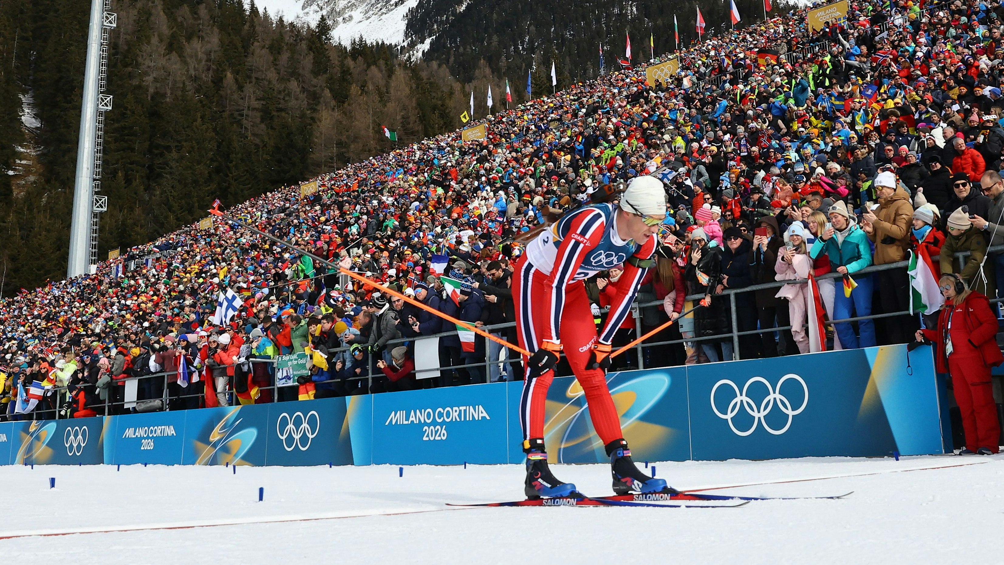 Sturla Holm Lägreid wird über 12,5 km Verfolgung Zweiter.