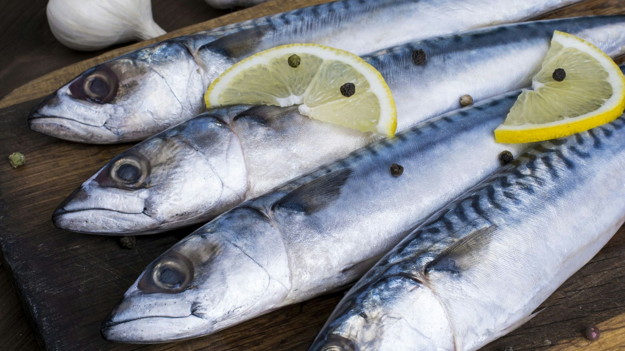 Achtung beim Kauf von Fisch für den Heringsschmaus.