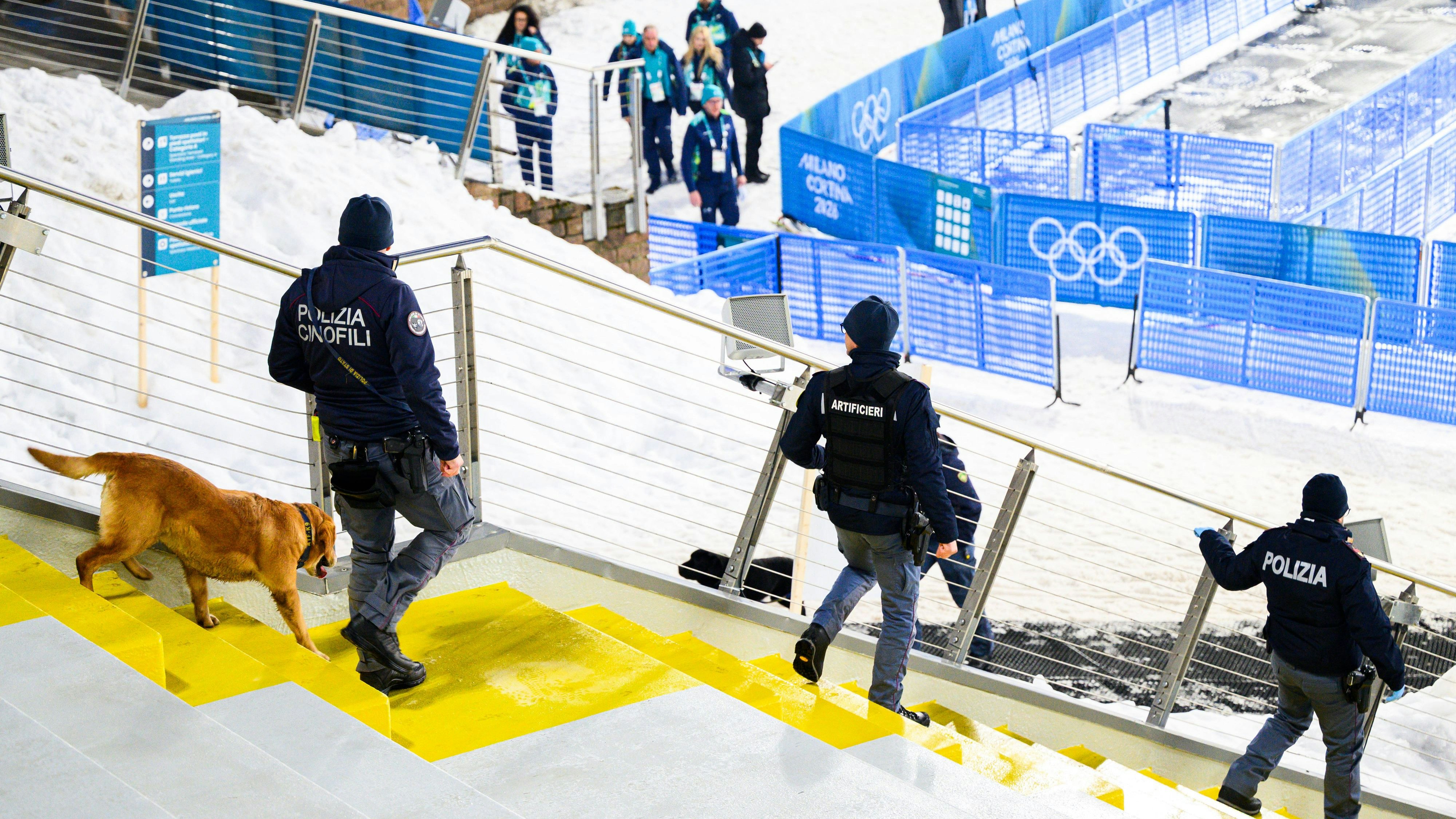 Ein ungewöhnlicher Fund sorgte auf einem Olympia-Parkplatz für Aufregung.