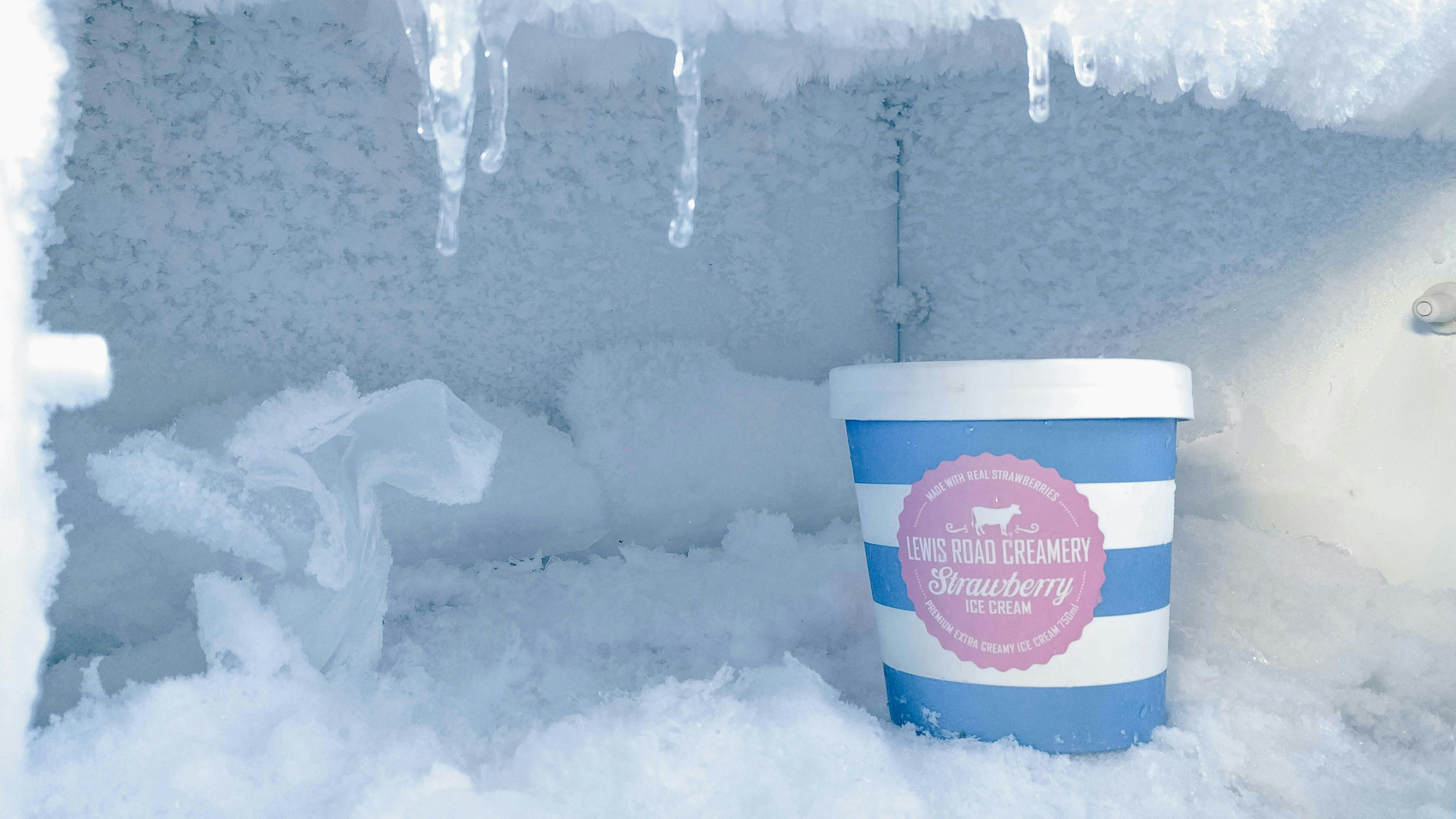 Vereistes Gefrierfach...