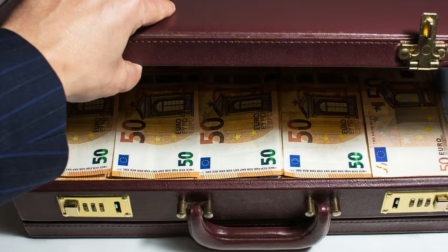 Heute.at - Klientengelder weg – Opfer nehmen Kammer in die Pflicht