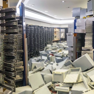 Protokoll eines Millionen-Coups: So räumte Bande 3.083 Schließfächer aus