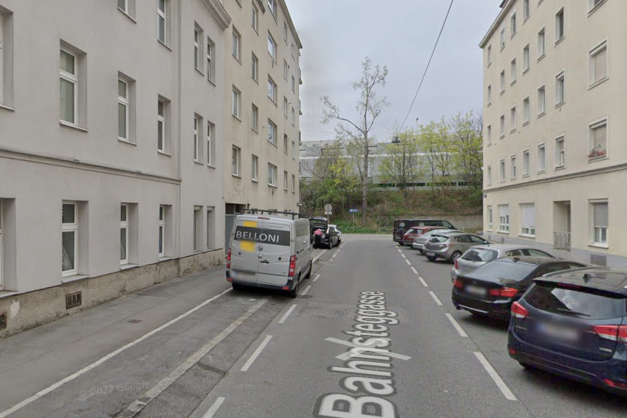 In der Bahnsteggasse kassierte die Wienerin eine Strafe.