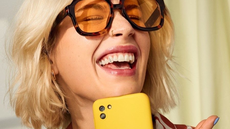 Das ist die Vorwahl von "Yelllow": 0693.